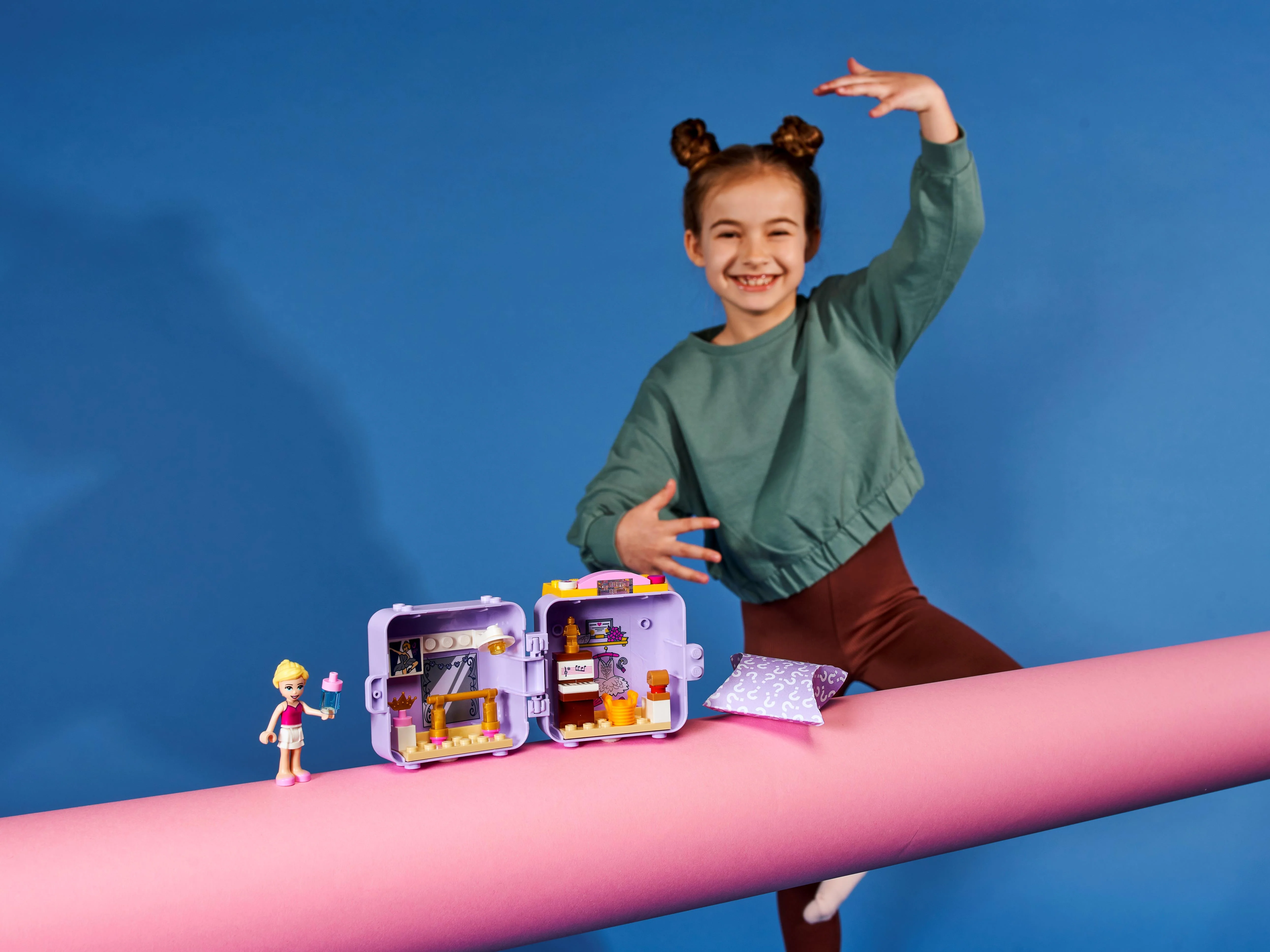Stephanie's Ballet Cube - Image 9