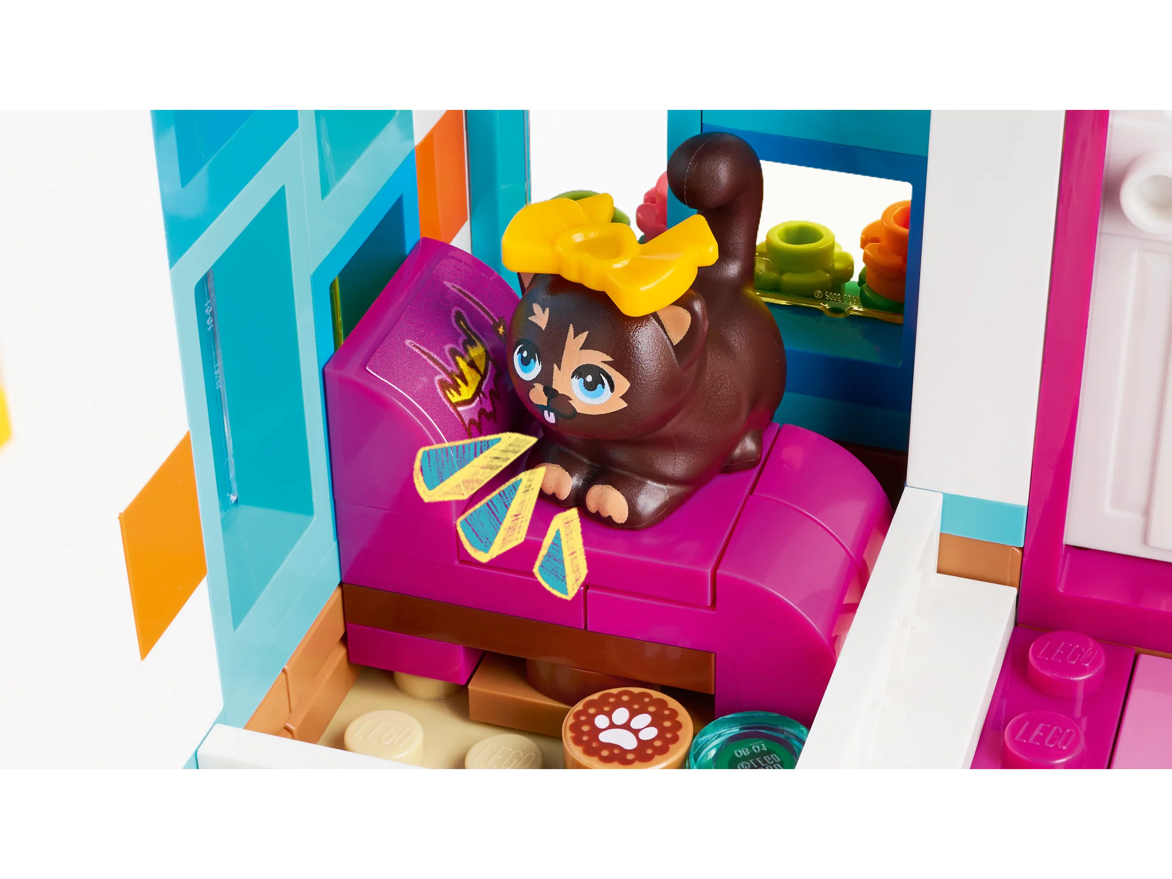 Cat Hotel - Image 4