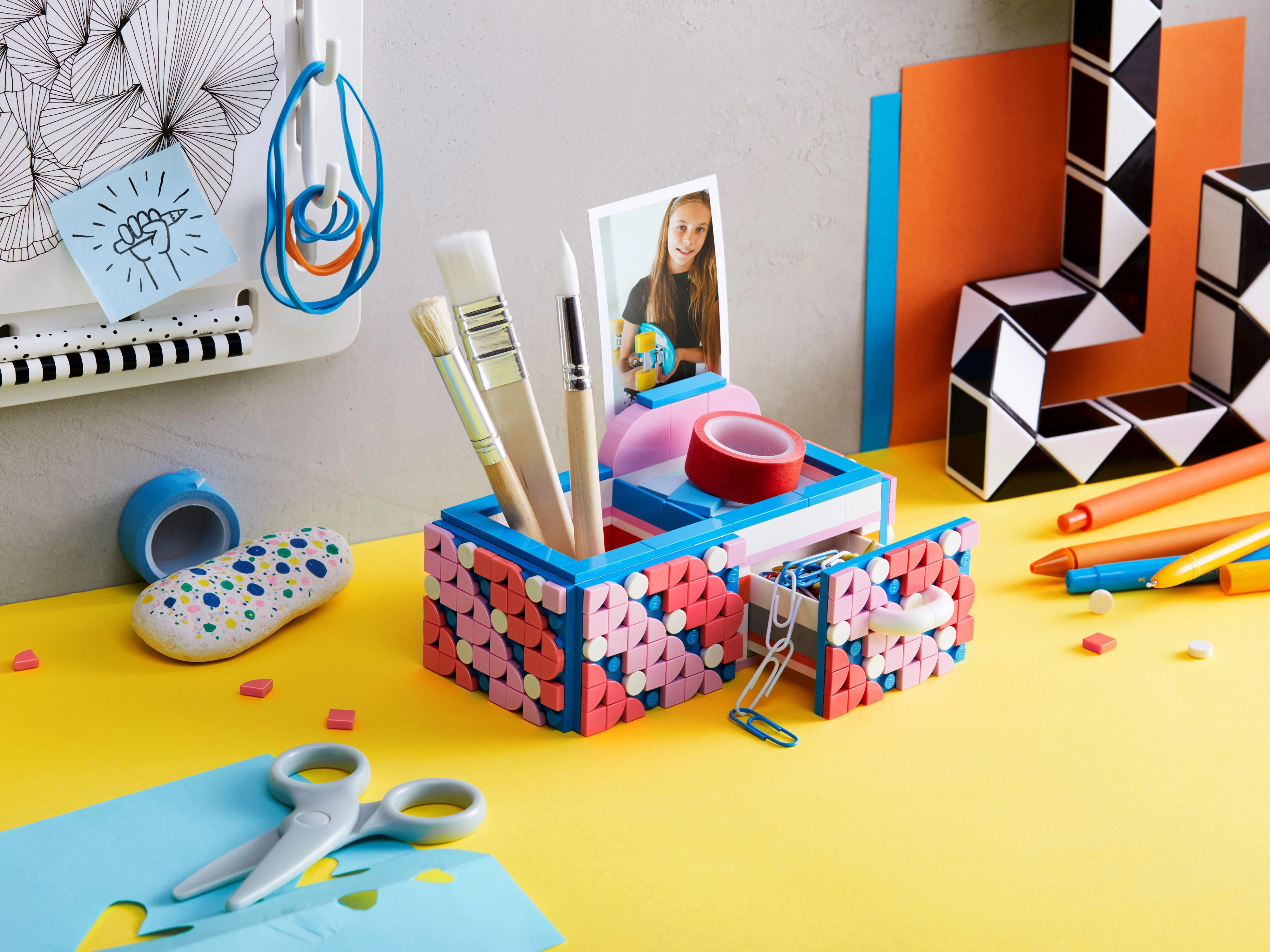 Desk Organiser - Image 13
