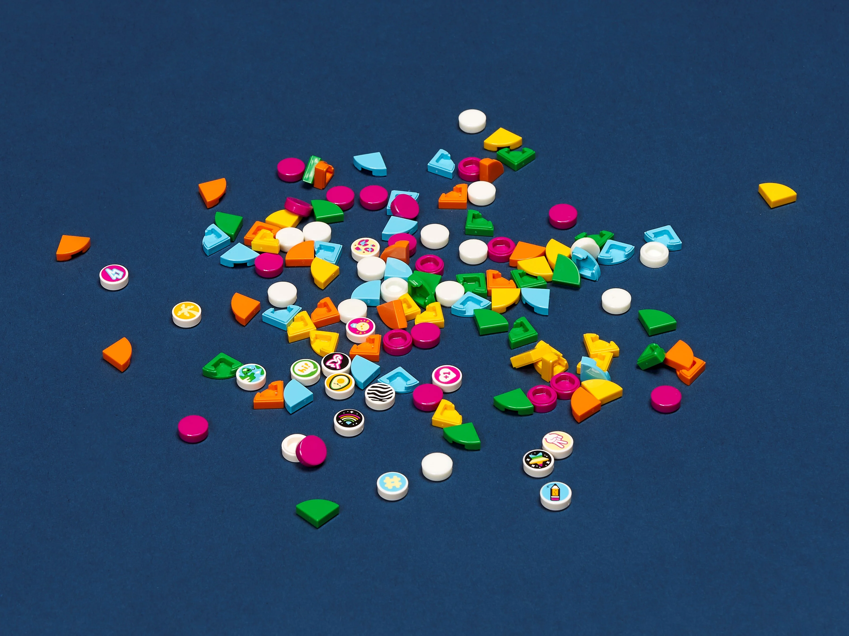 Extra DOTS - Series 5 - Image 6
