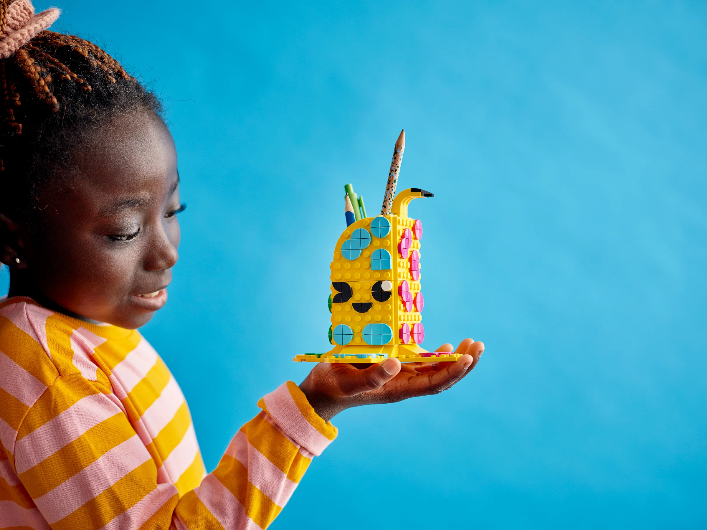 Cute Banana Pen Holder - Image 8