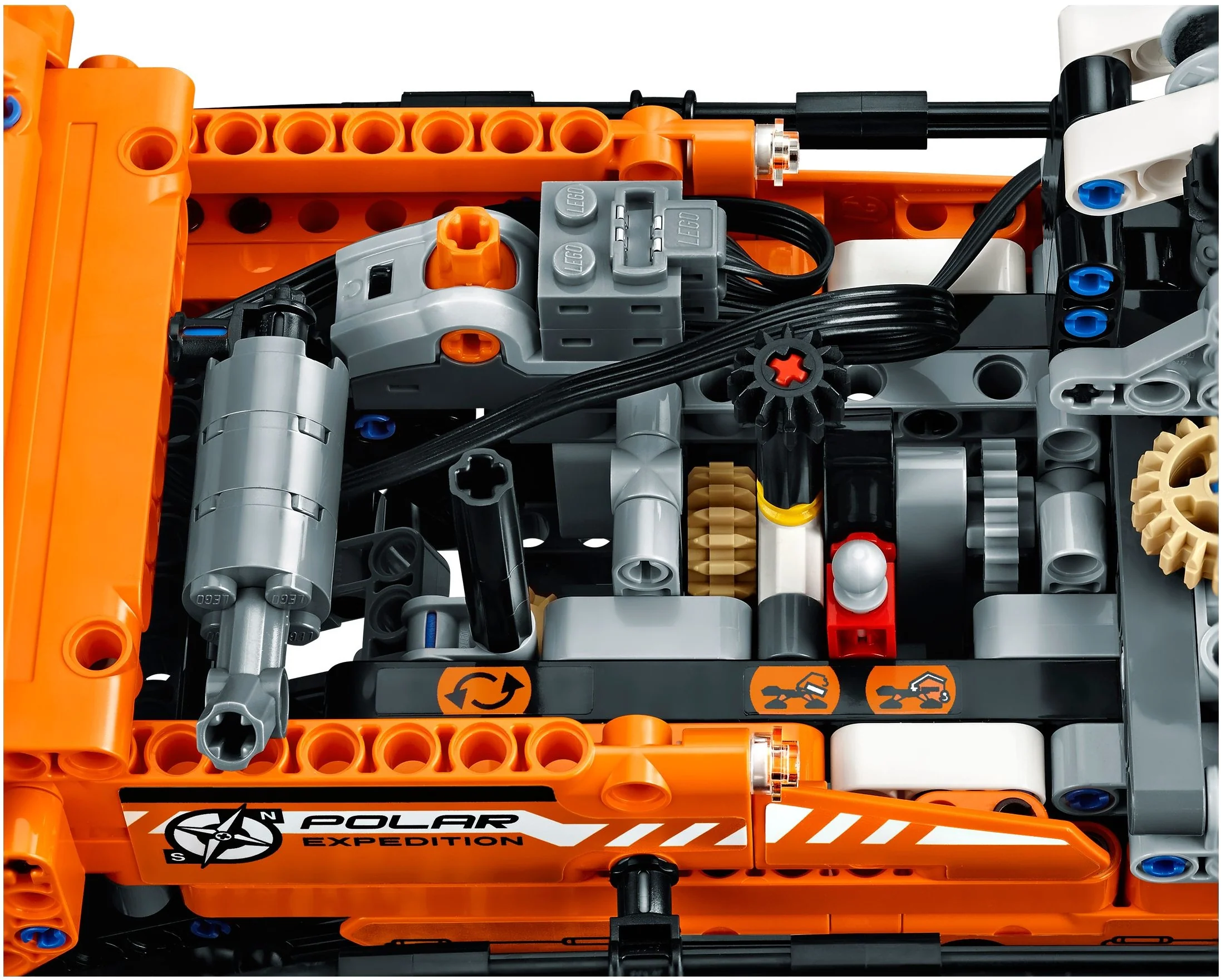 Arctic Truck - Image 7