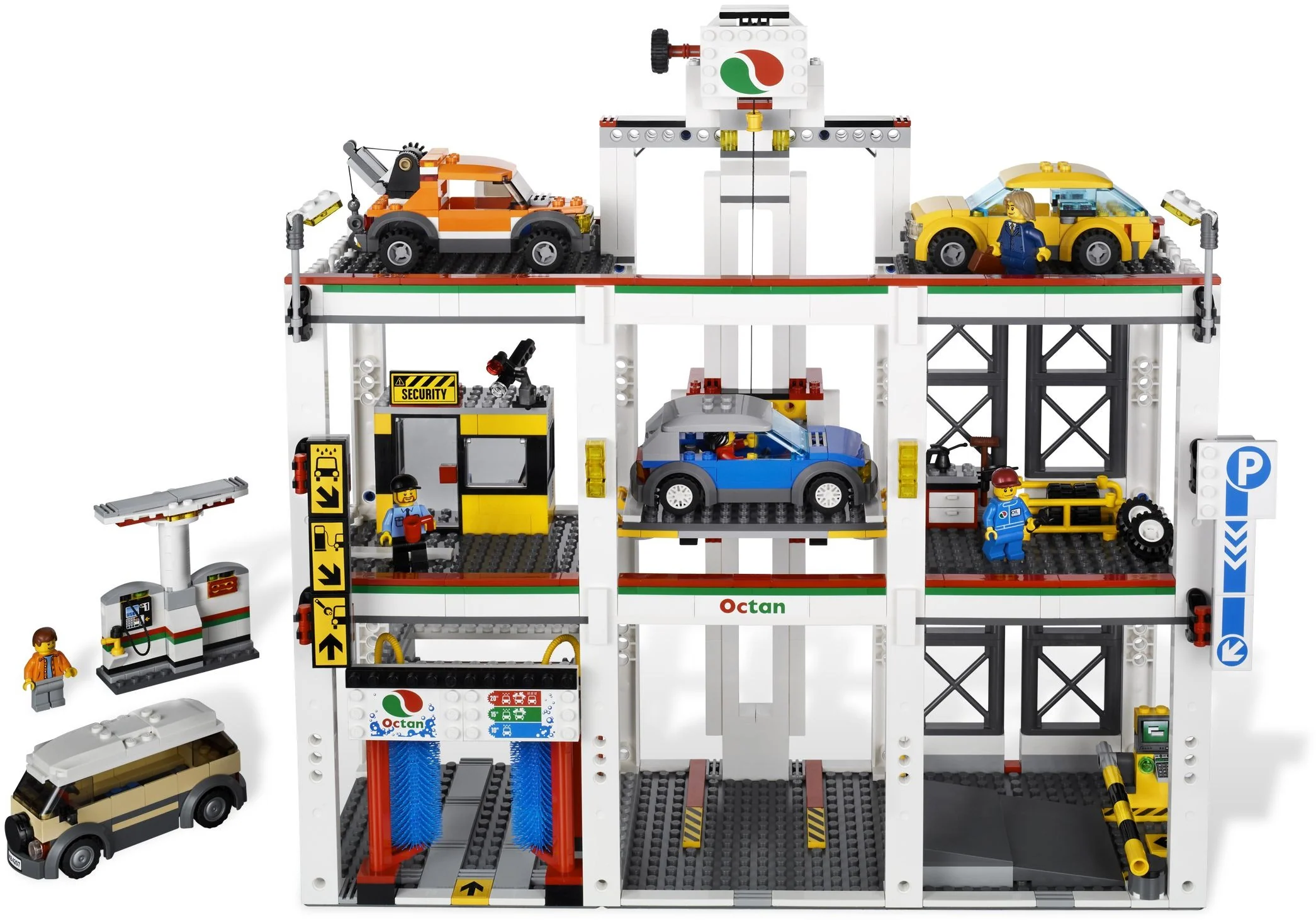 City Garage - Image 5