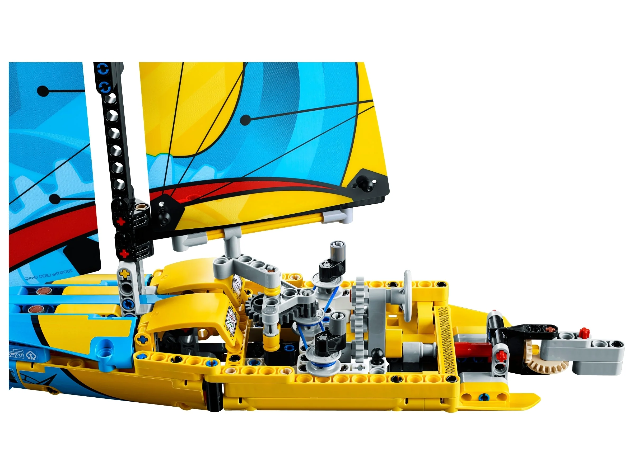 Racing Yacht - Image 4