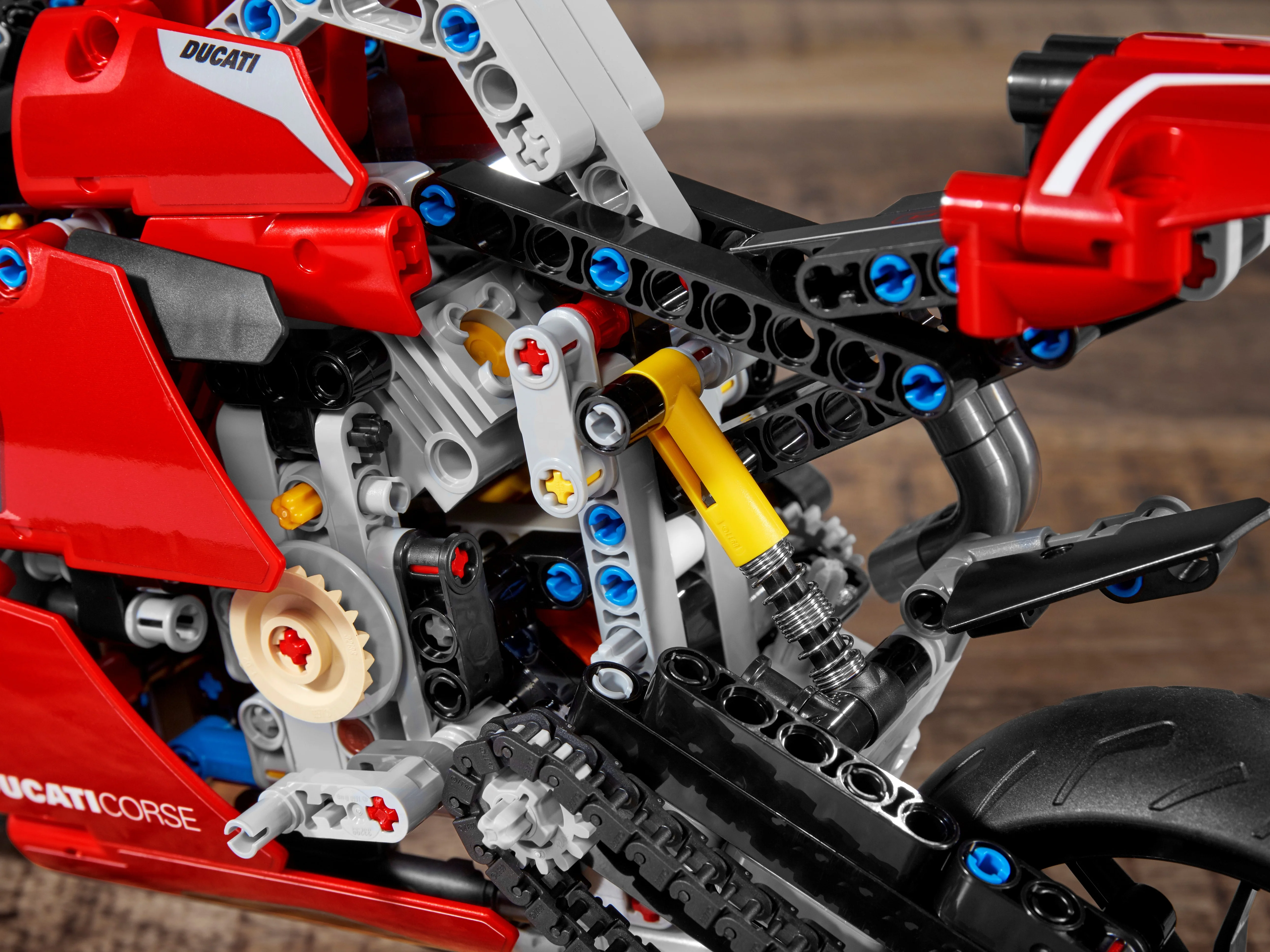 Ducati Panigale V4 R - Image 15
