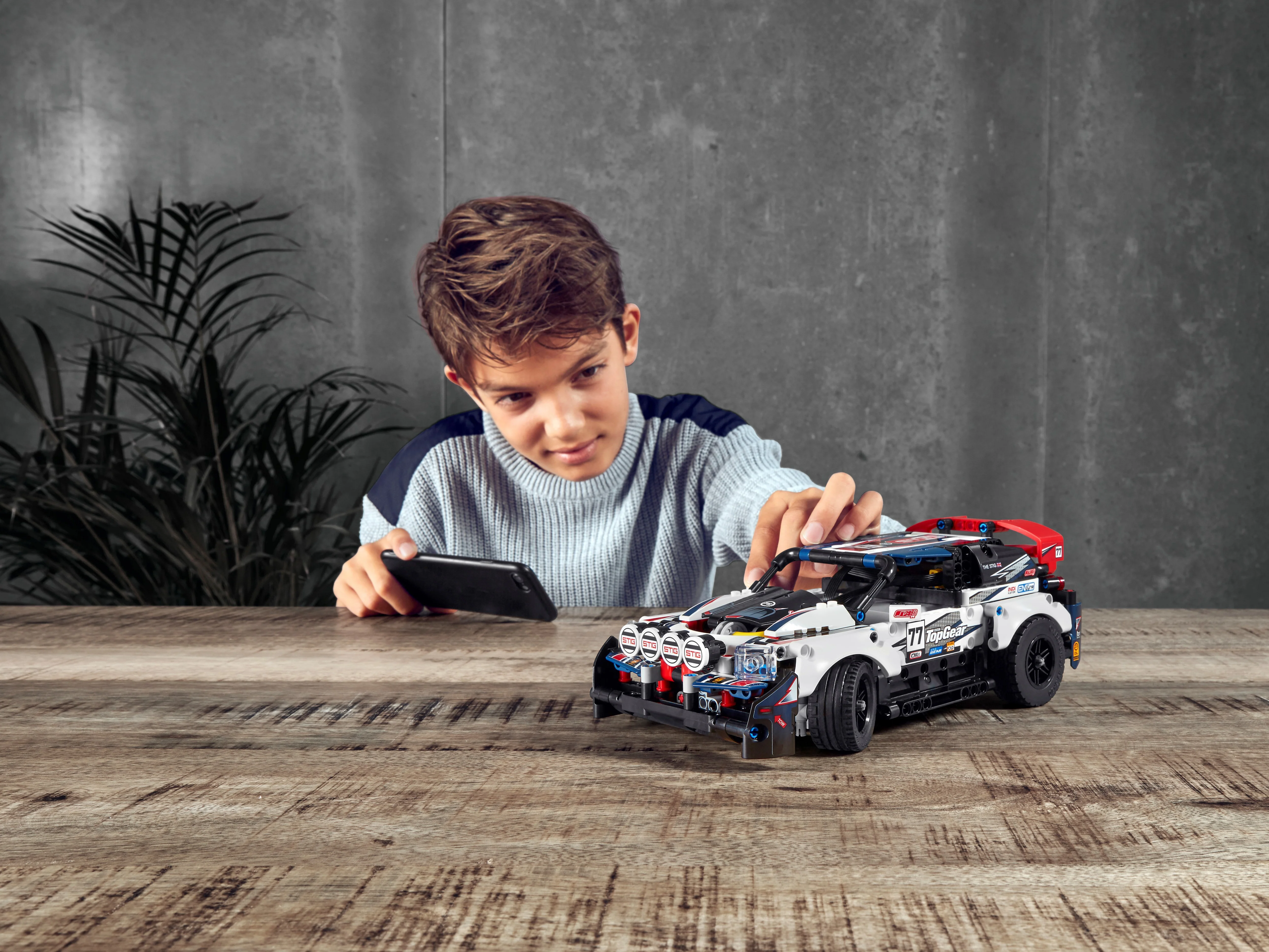 App-Controlled Top Gear Rally Car - Image 10