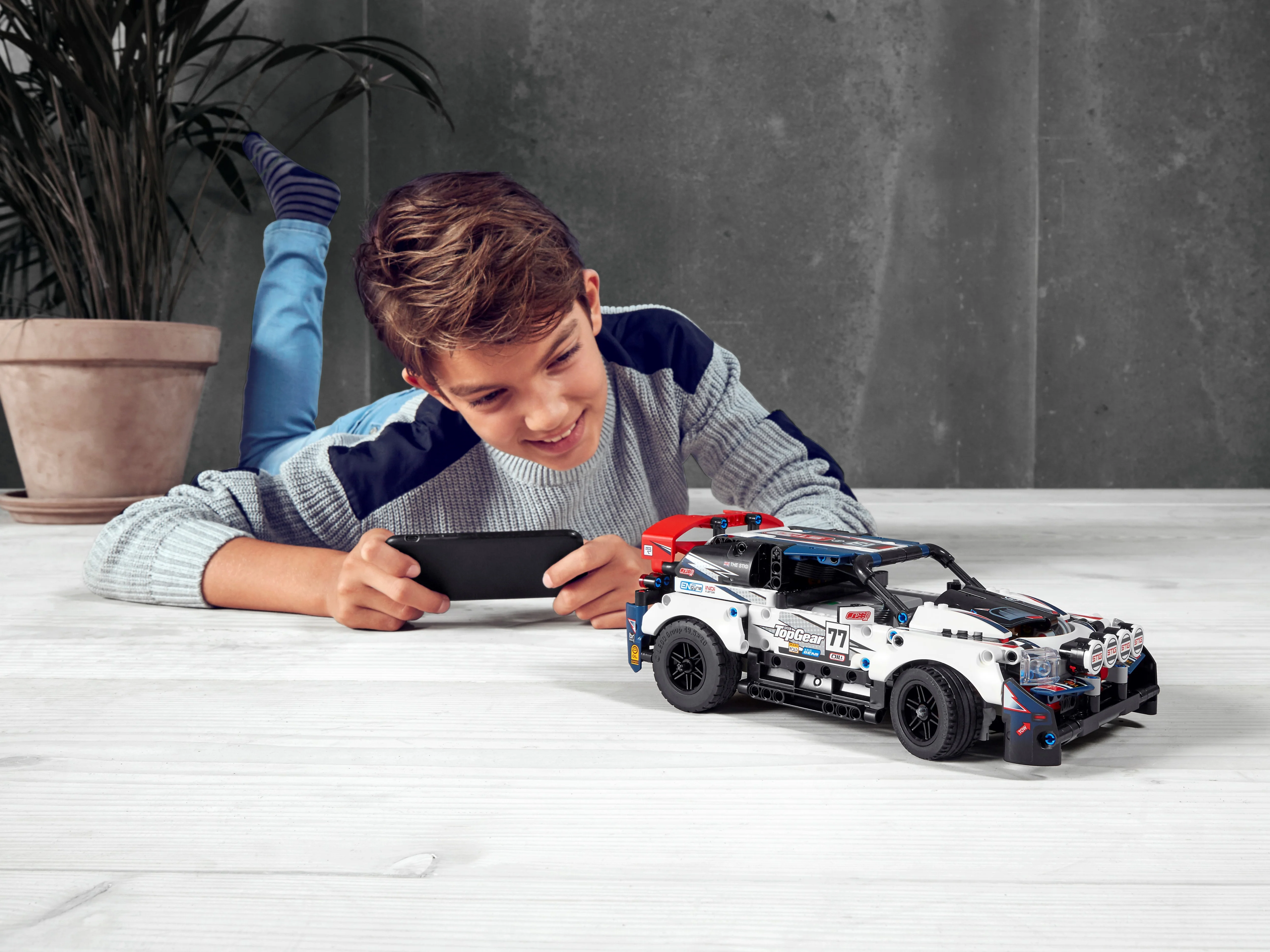 App-Controlled Top Gear Rally Car - Image 11
