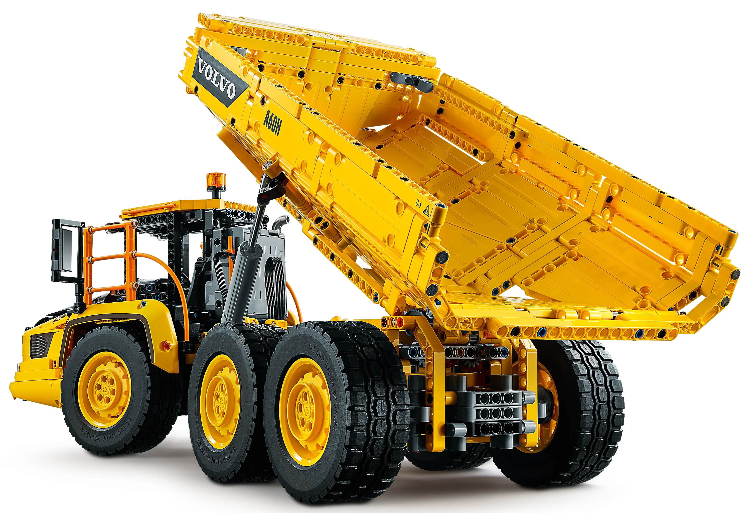 6x6 Volvo Articulated Hauler - Image 4