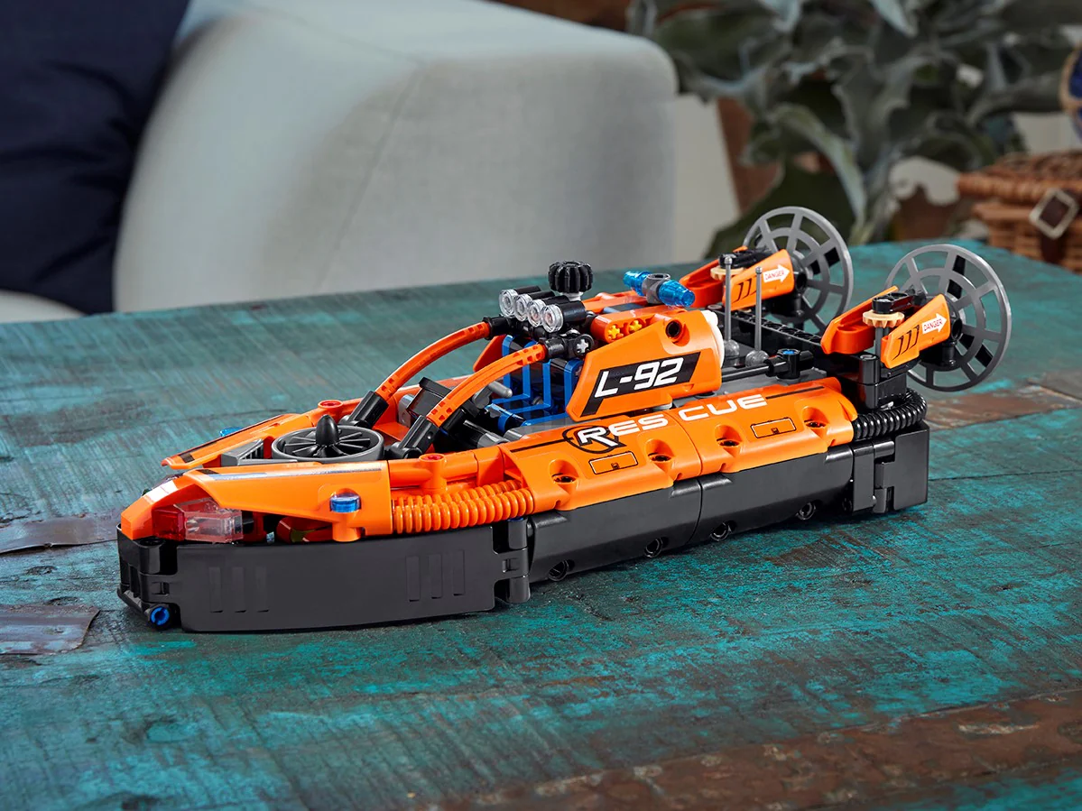 Rescue Hovercraft - Image 13