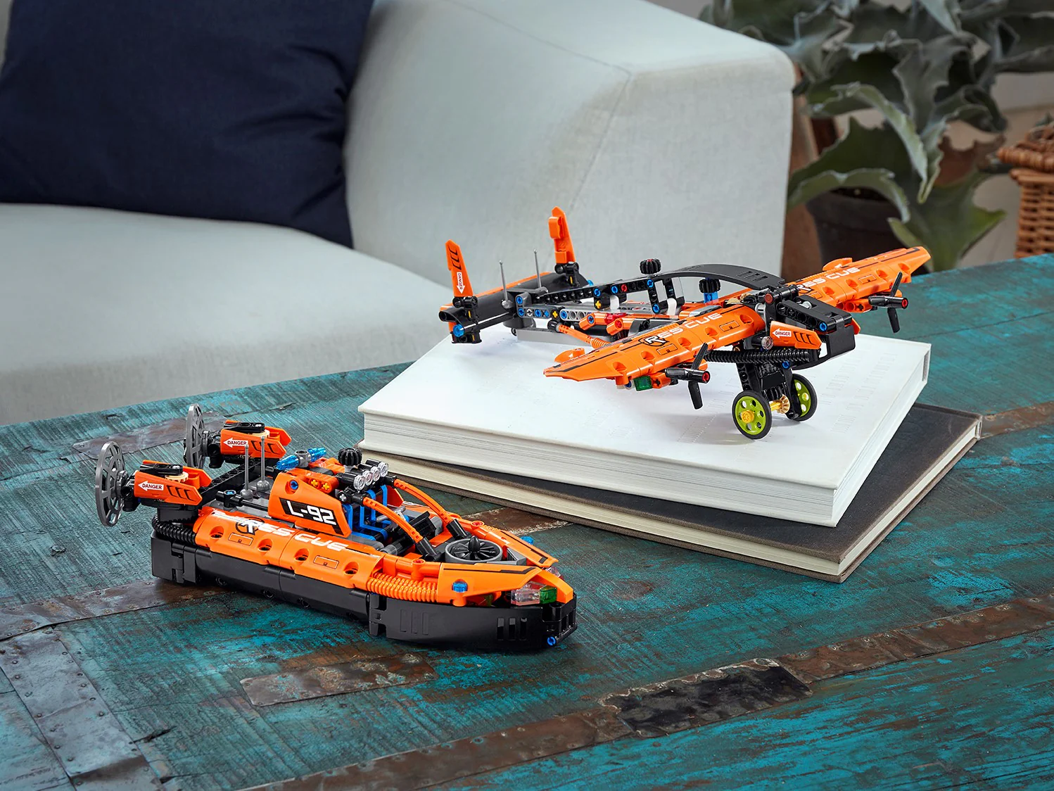 Rescue Hovercraft - Image 15