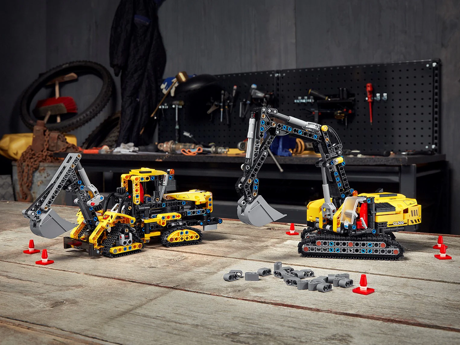 Heavy Duty Excavator - Image 15