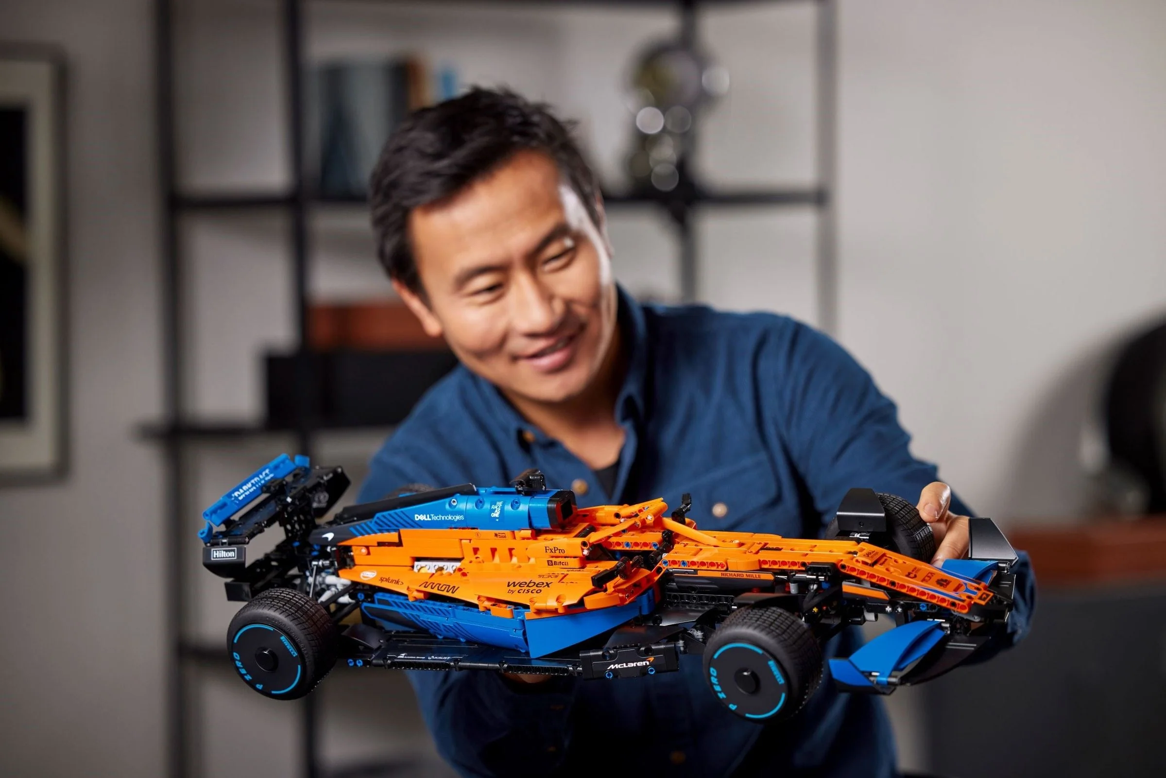 McLaren Formula 1 Race Car - Image 10