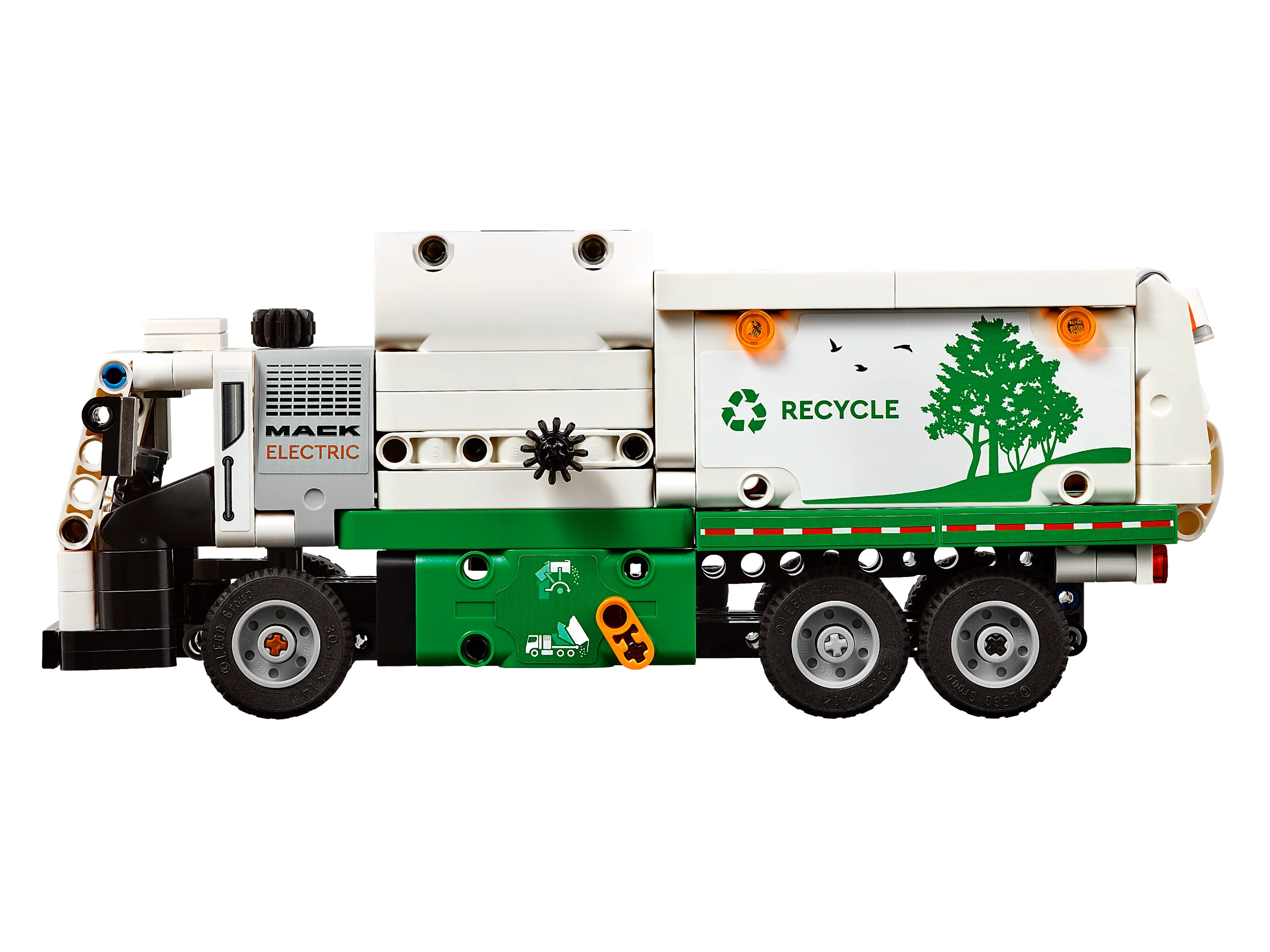Mack LR Electric Garbage Truck - Image 4