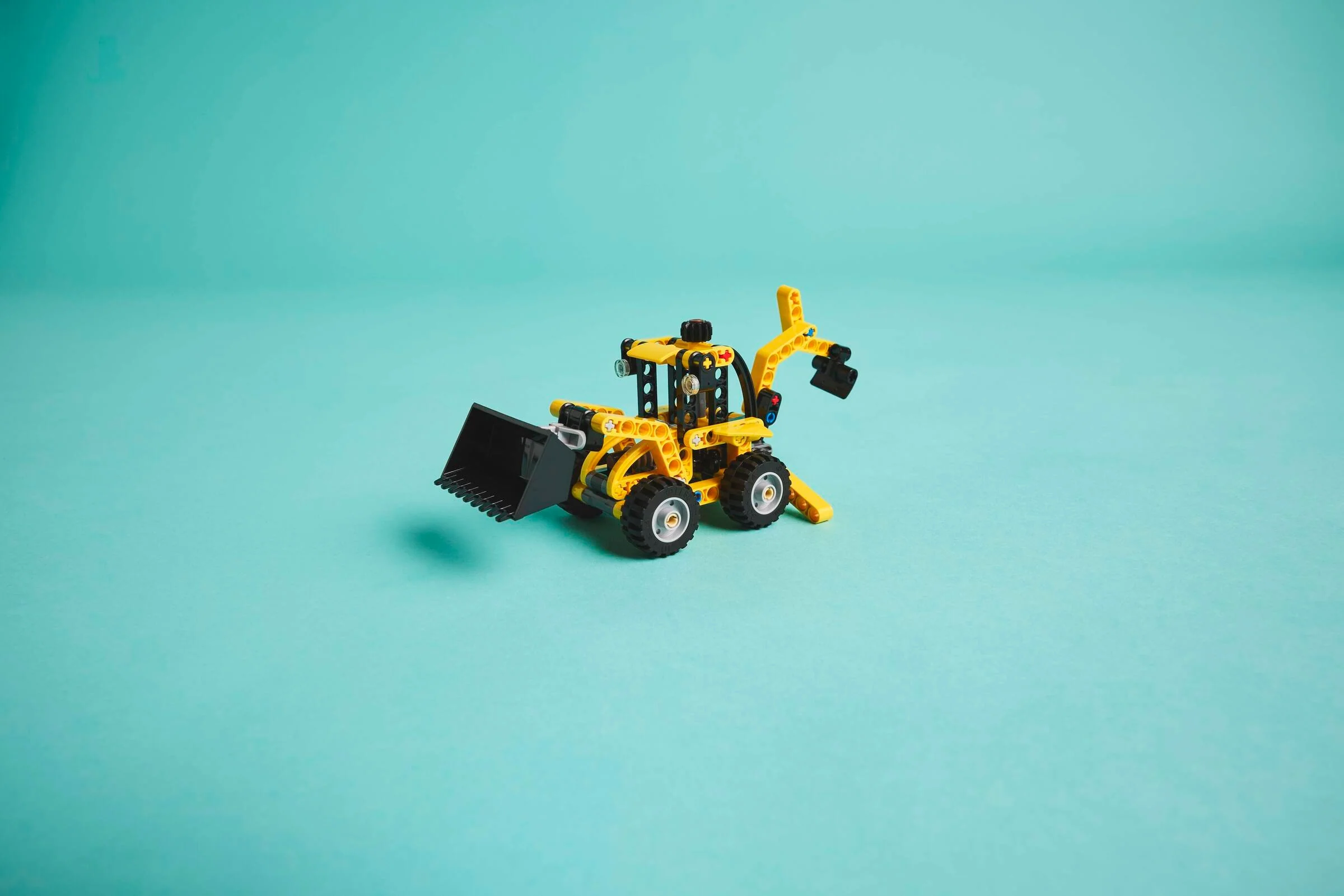 Backhoe Loader - Image 10