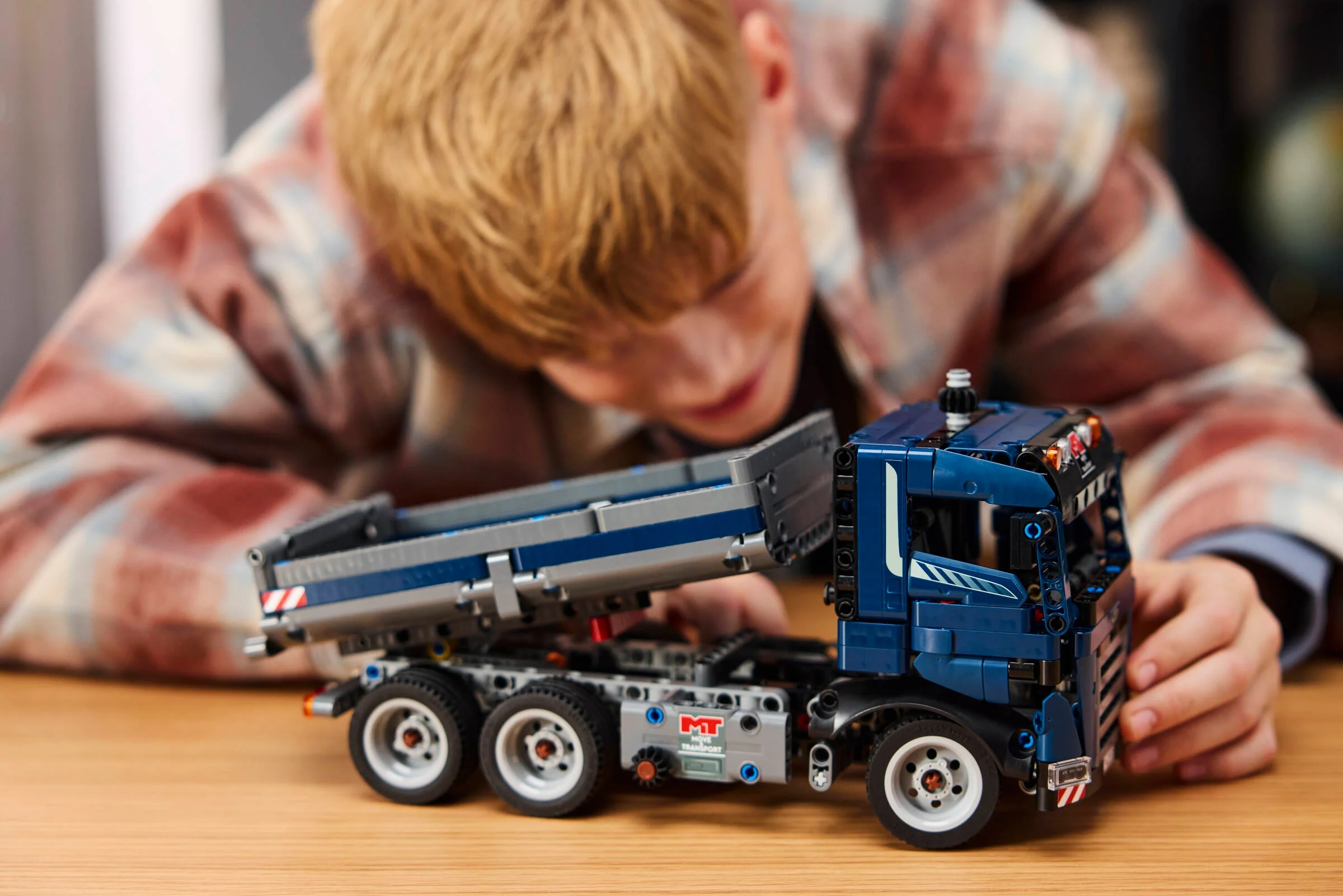 Tipping Dump Truck - Image 9