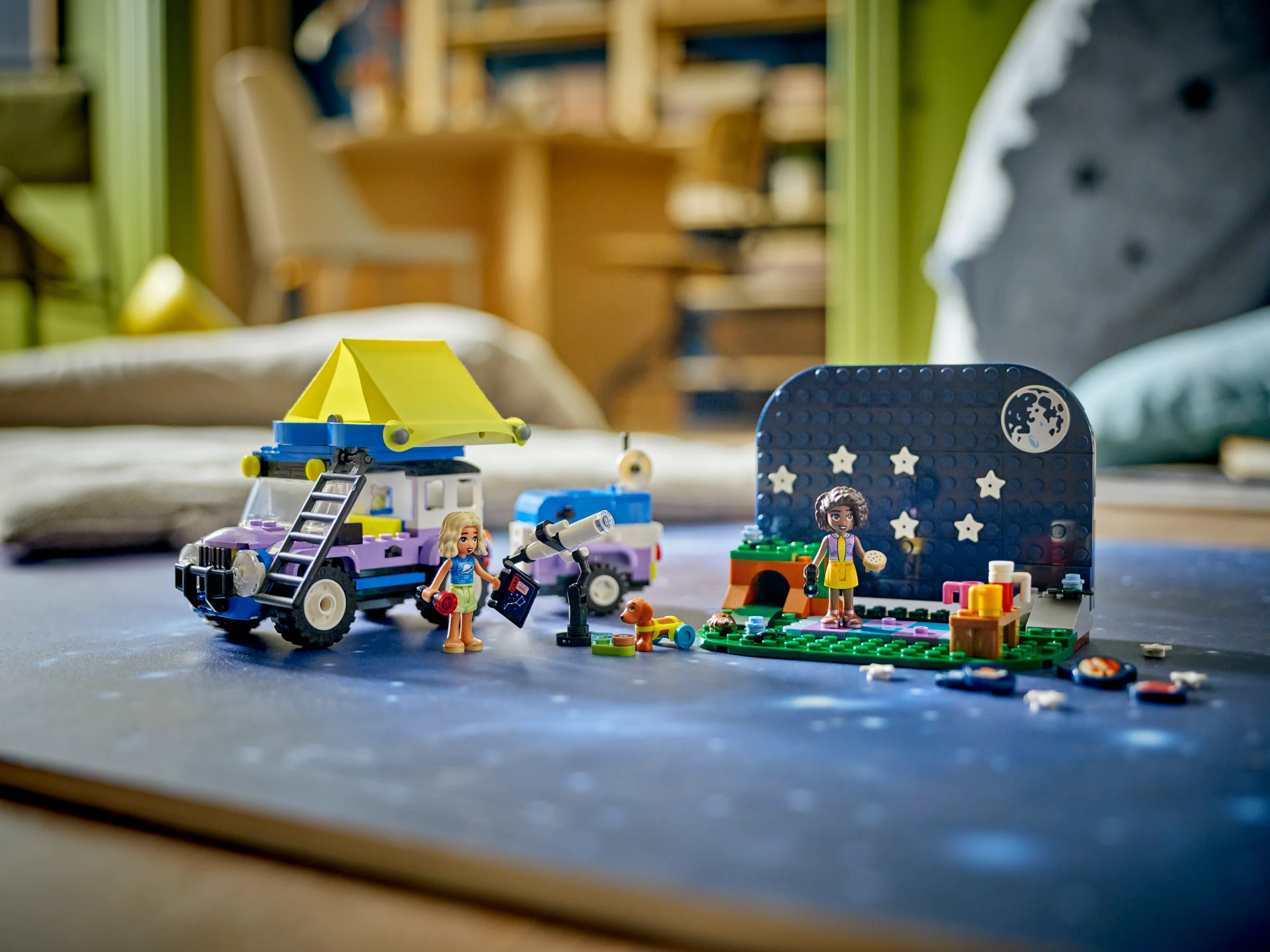 Stargazing Camping Vehicle - Image 10