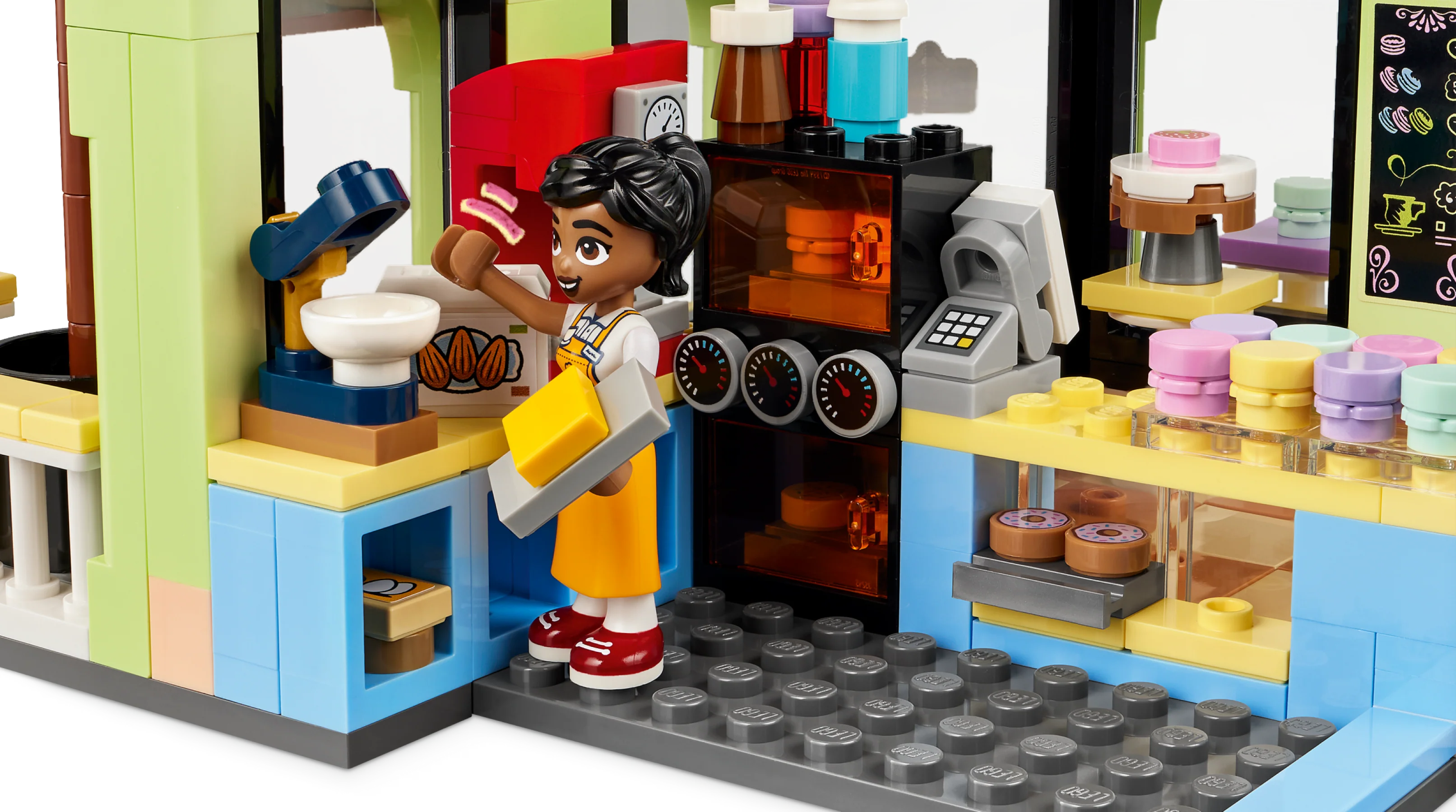 Heartlake City Café - Image 6