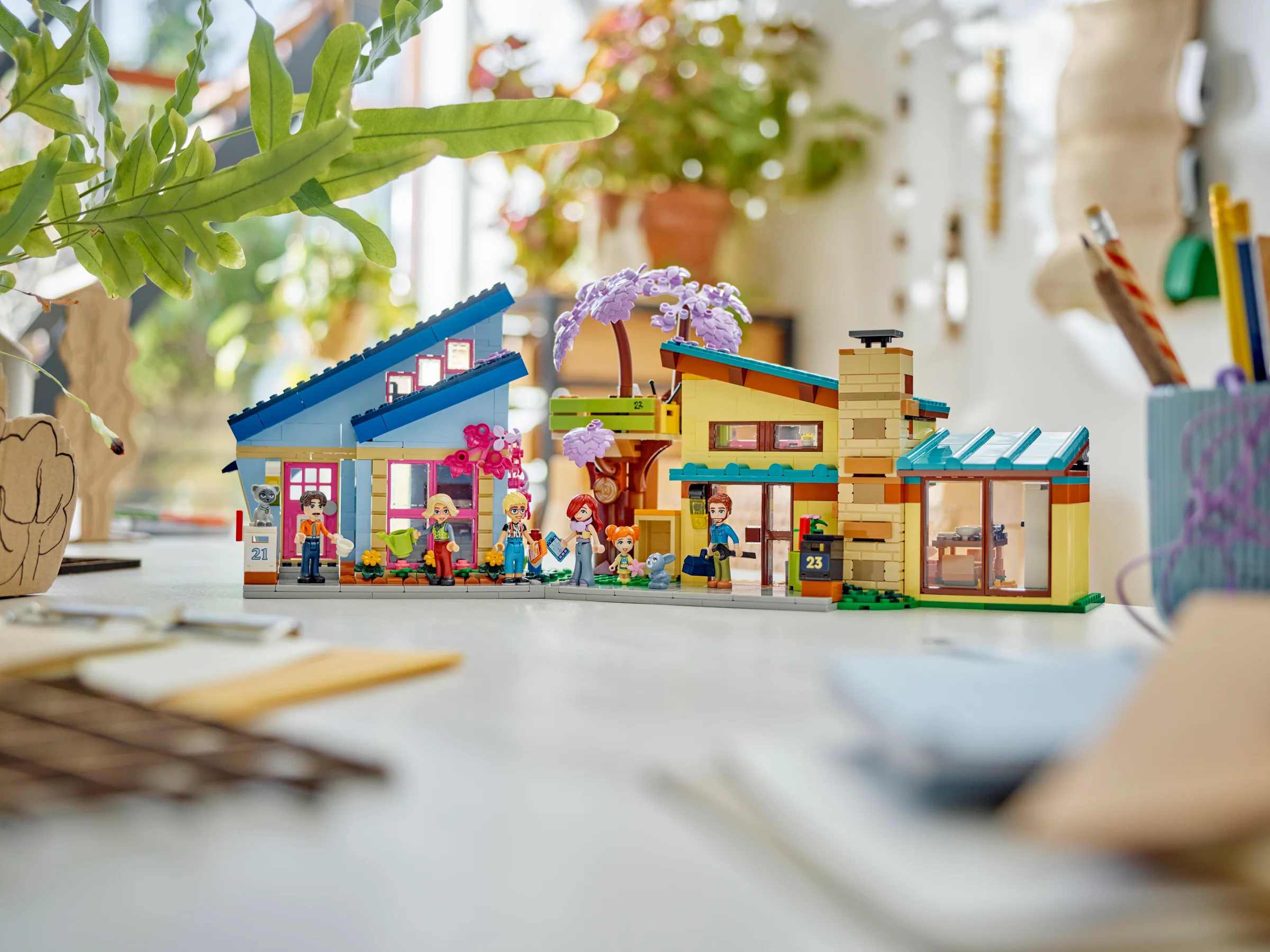 Olly and Paisley's Family Houses - Image 11