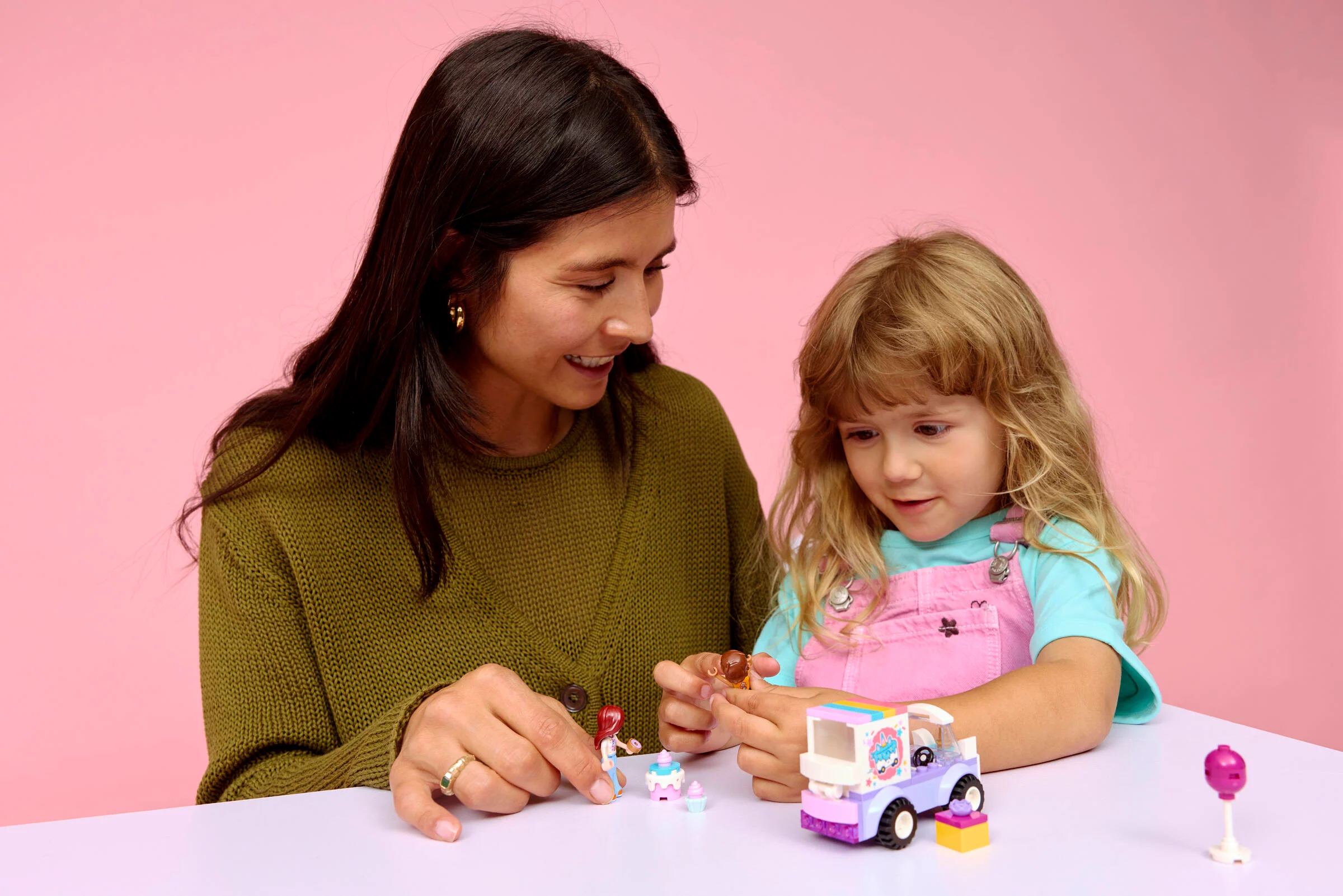 Unicorn Cake Delivery Car - Image 7