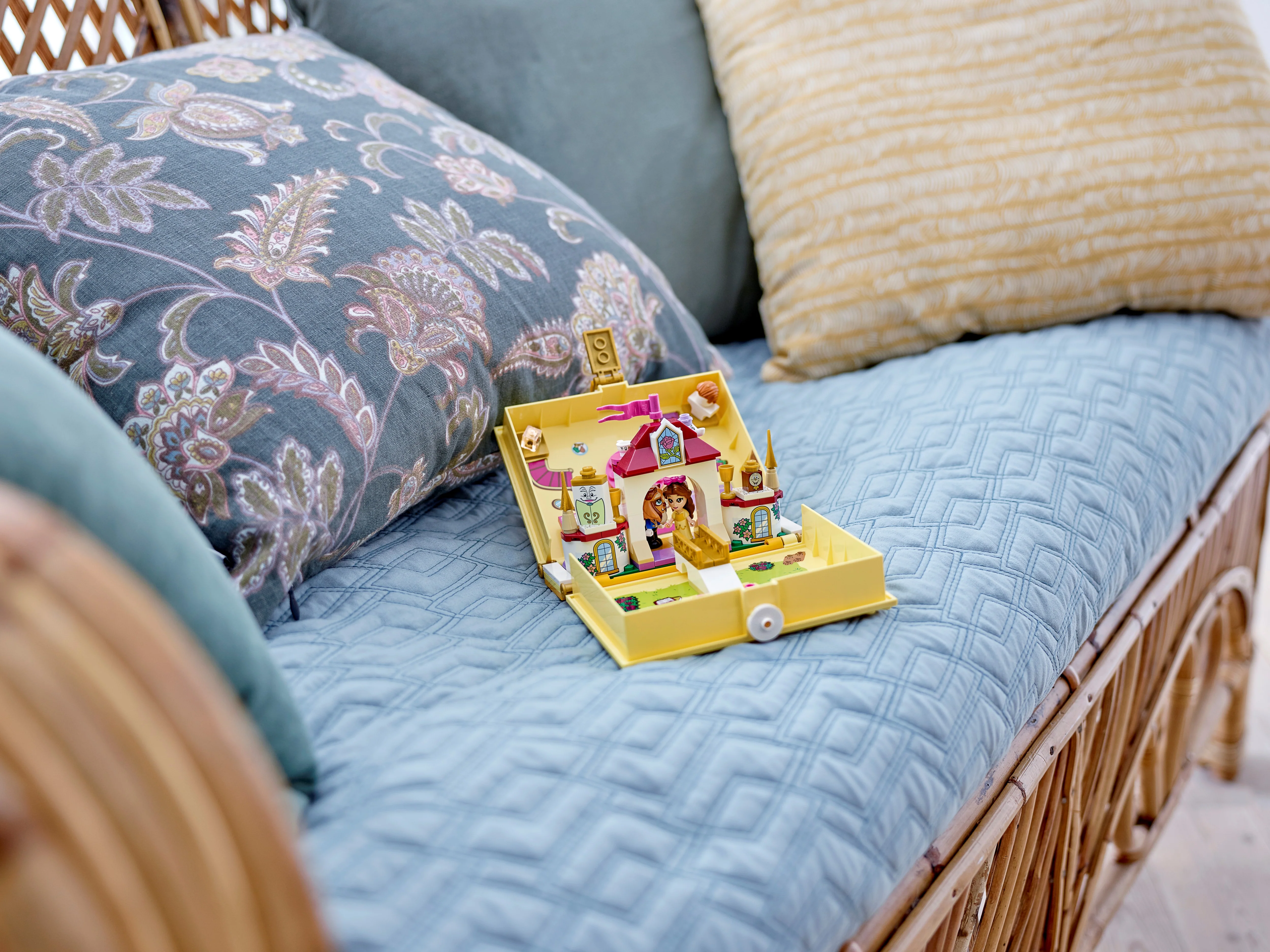 Belle's Storybook Adventures - Image 9