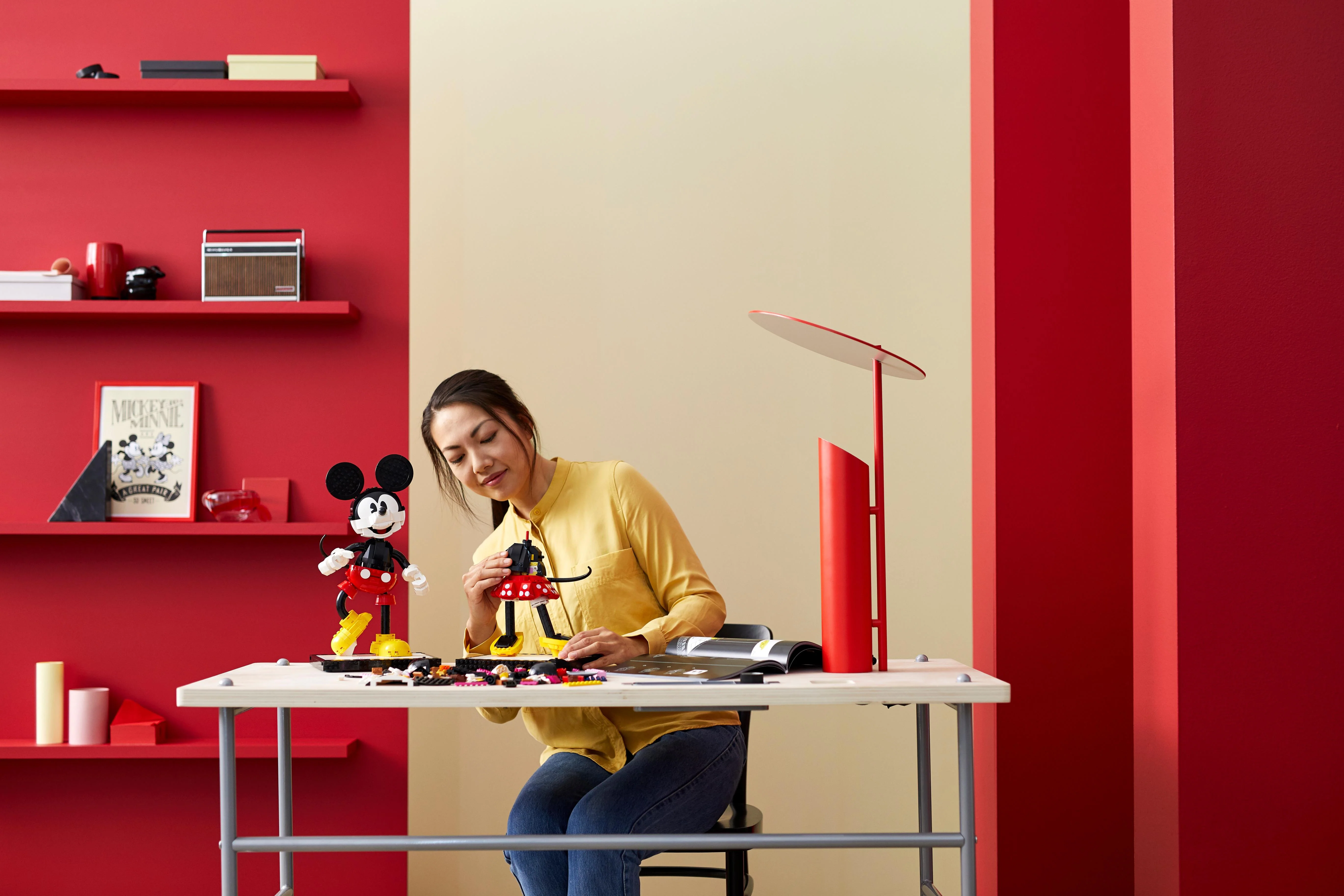 Mickey Mouse and Minnie Mouse - Image 13
