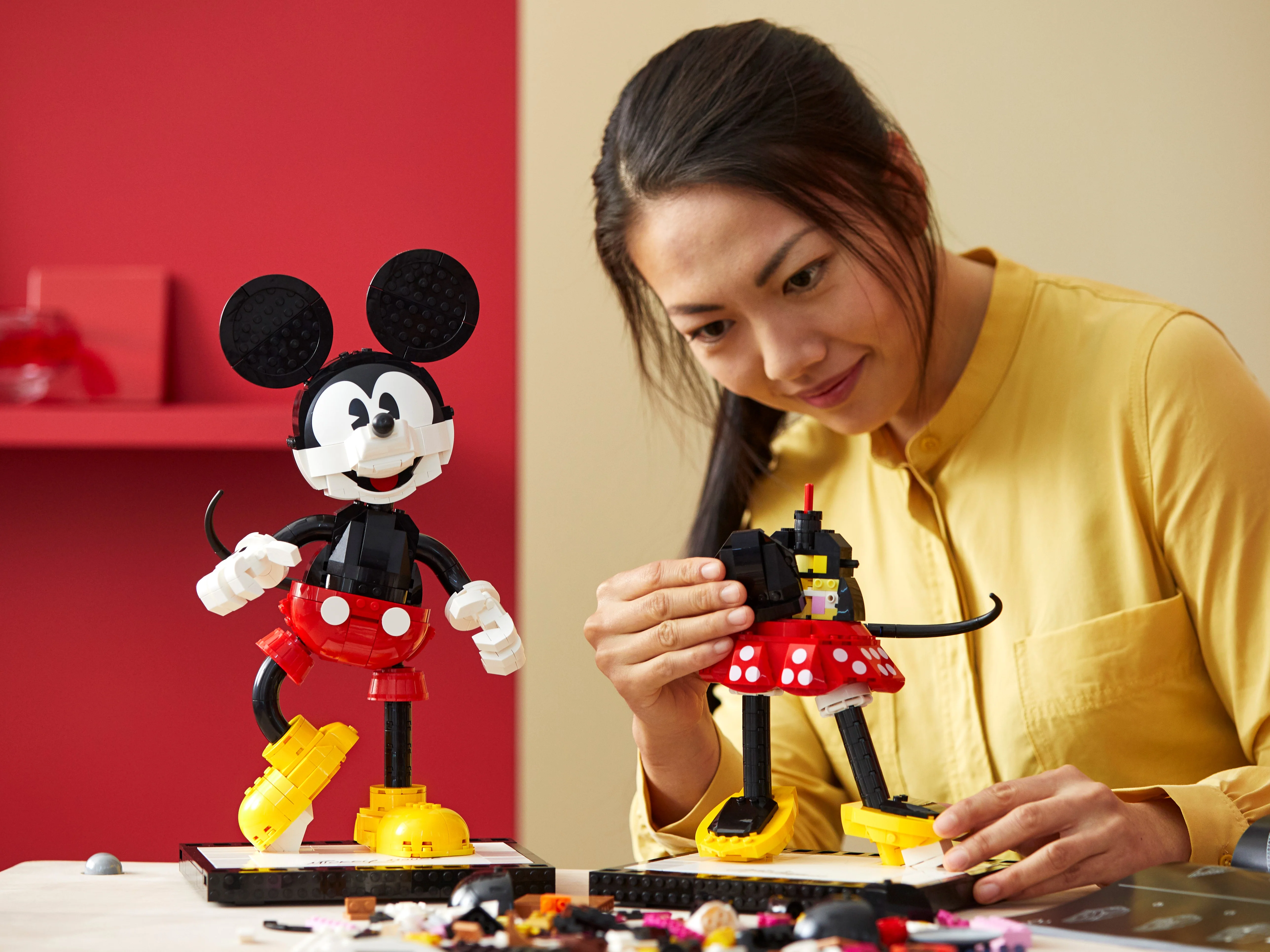 Mickey Mouse and Minnie Mouse - Image 14