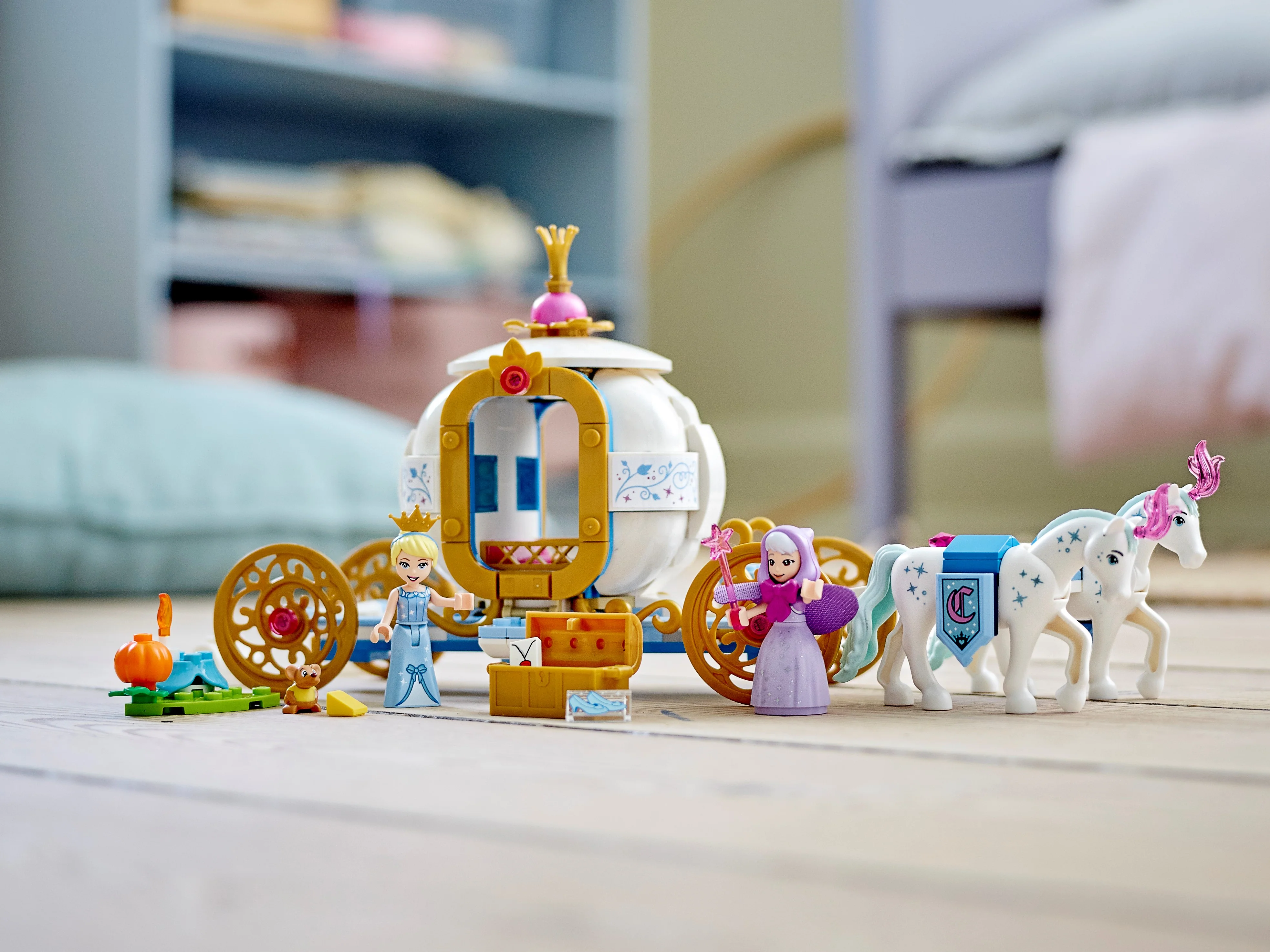 Cinderella's Royal Carriage - Image 11