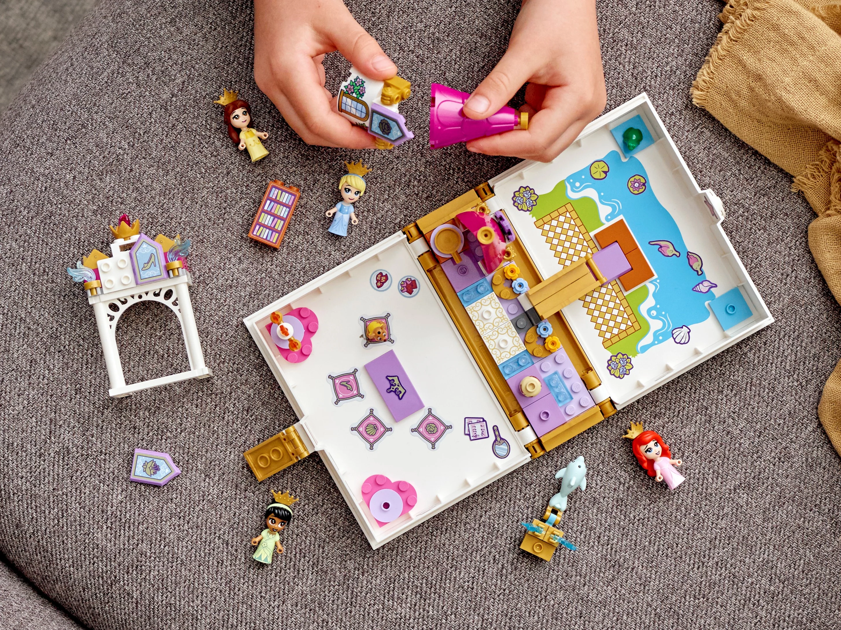 Ariel, Belle, Cinderella and Tiana's Storybook Adventures - Image 13