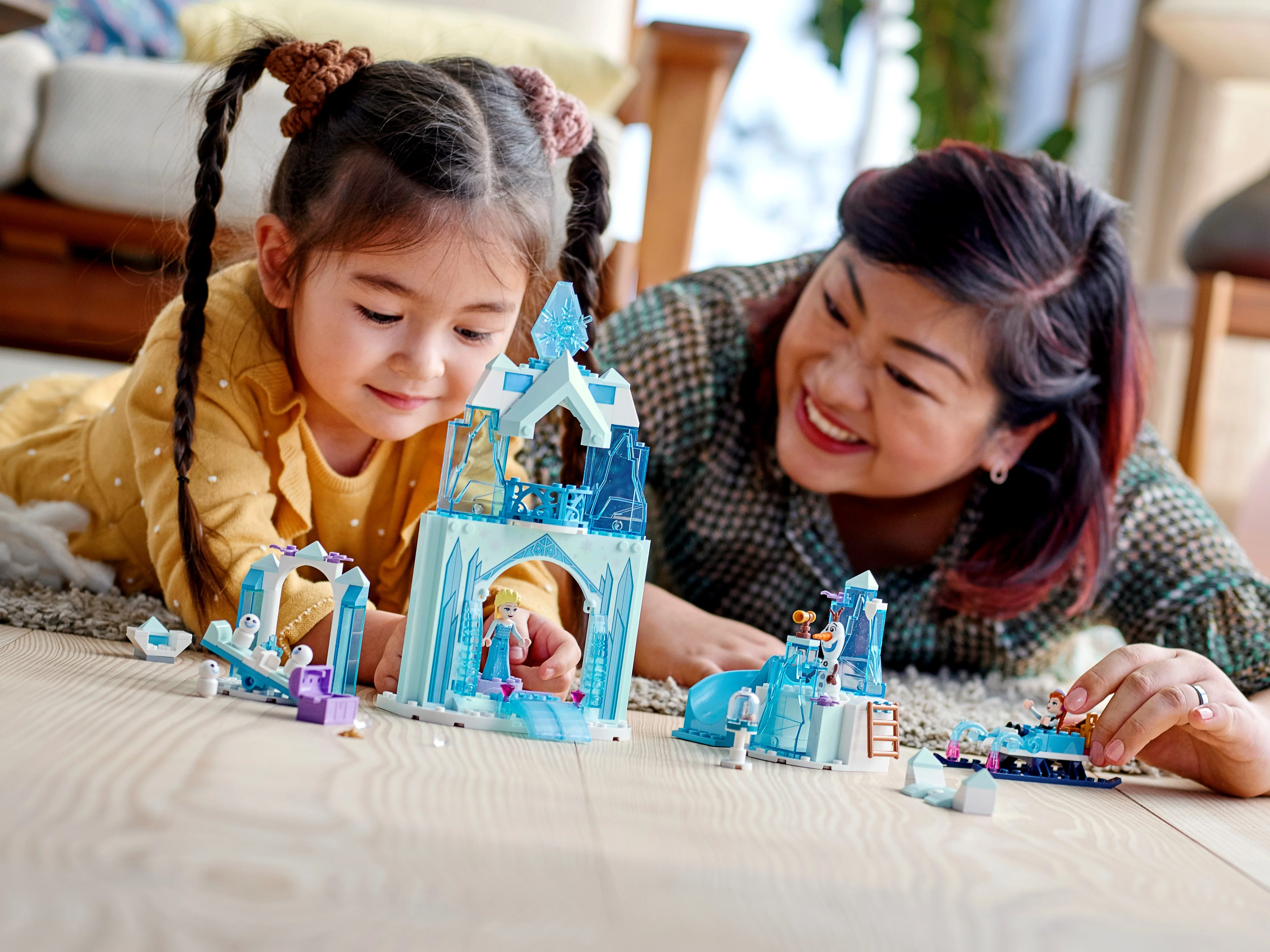Anna and Elsa's Frozen Wonderland - Image 10
