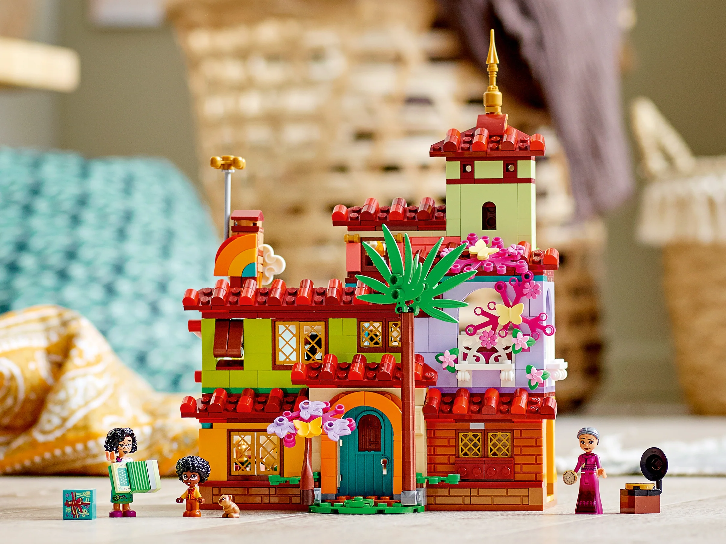 The Madrigal House - Image 12