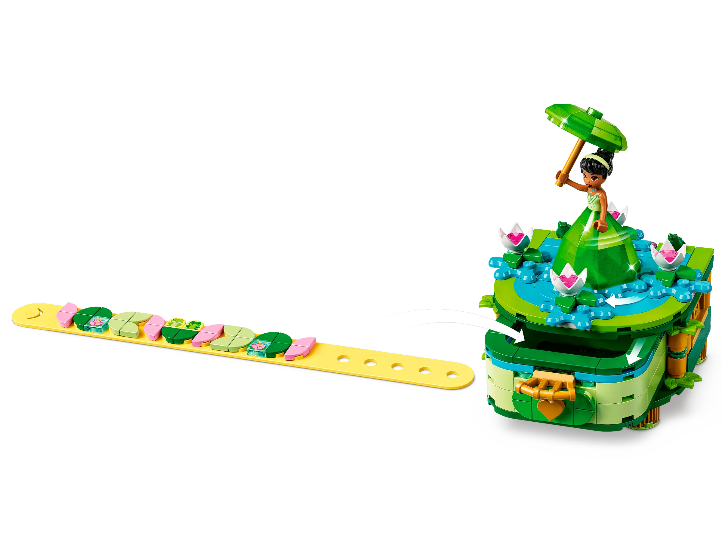 Aurora, Merida and Tiana's Enchanted Creations - Image 5