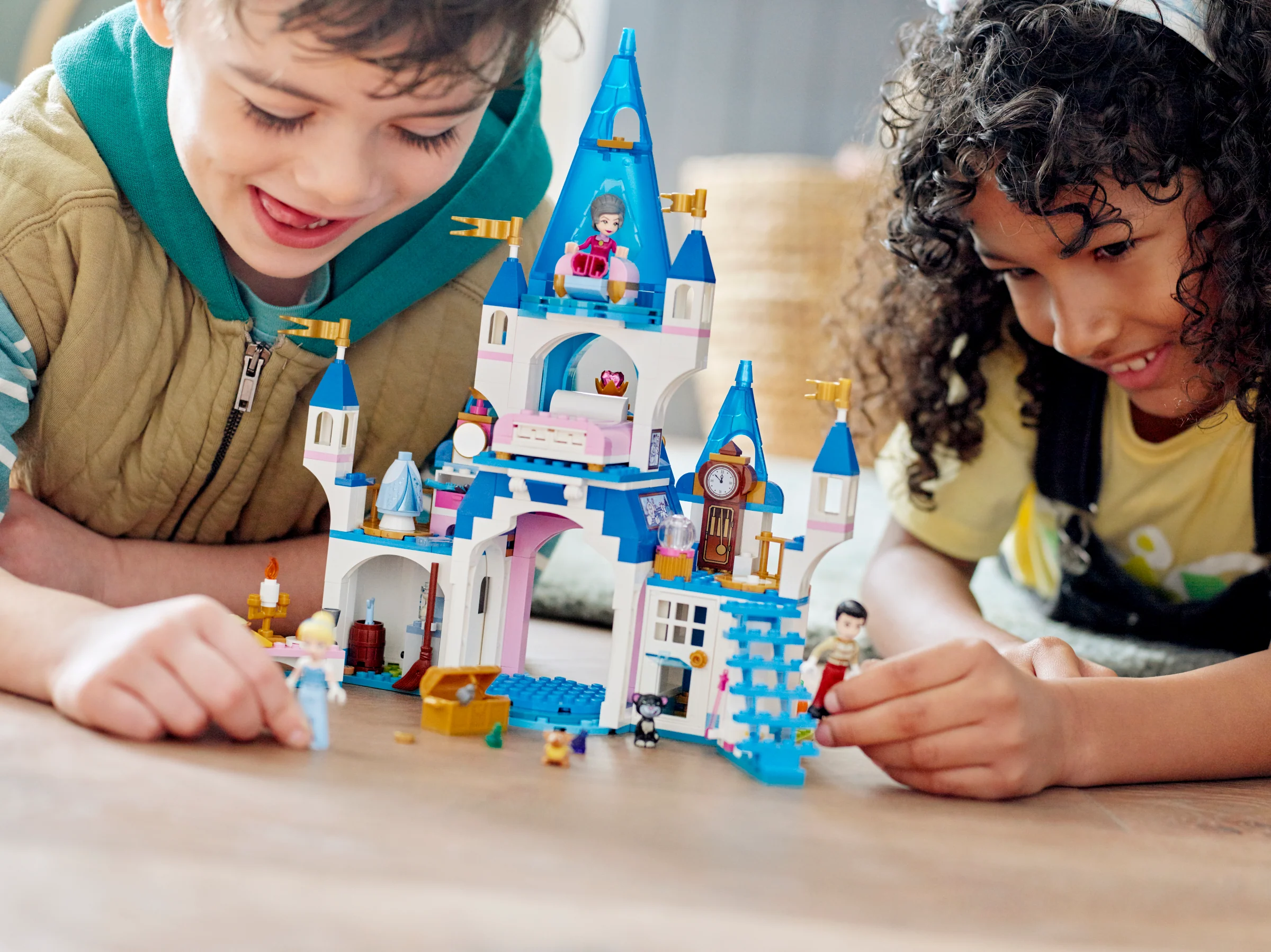 Cinderella and Prince Charming's Castle - Image 9
