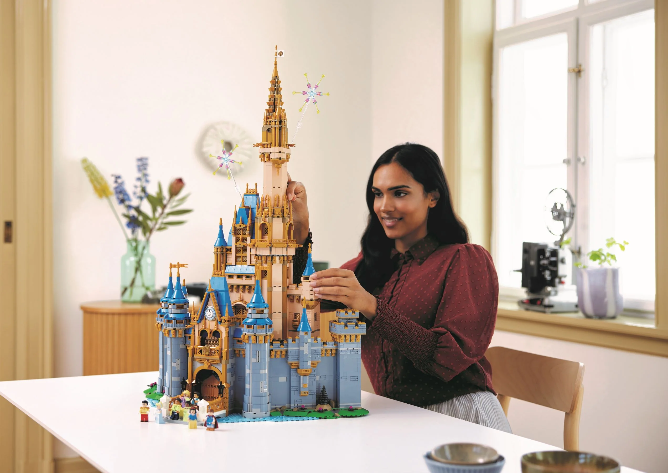 Disney Castle - Image 11