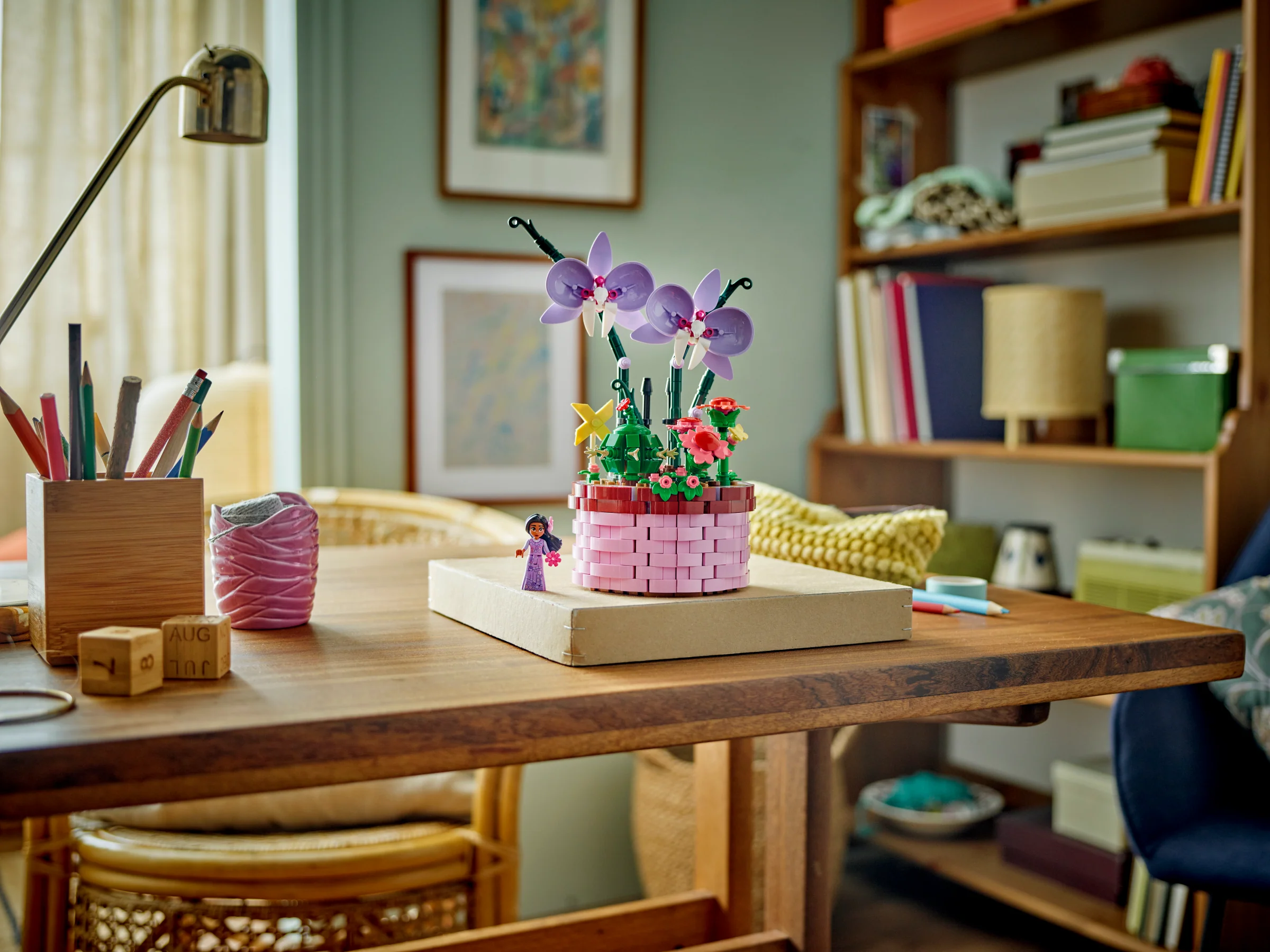 Isabela's Flowerpot - Image 10