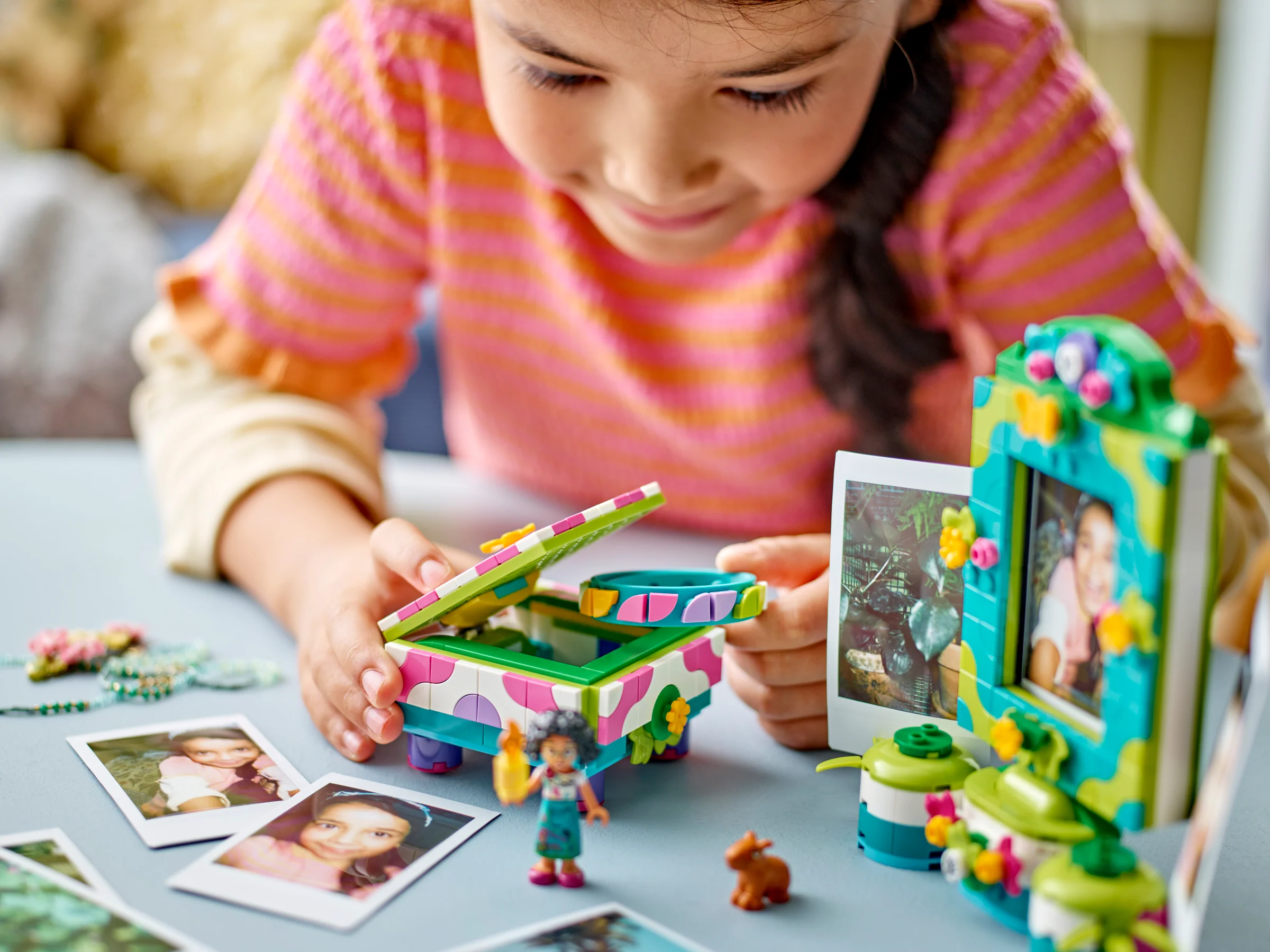 Mirabel's Photo Frame and Jewellery Box - Image 10