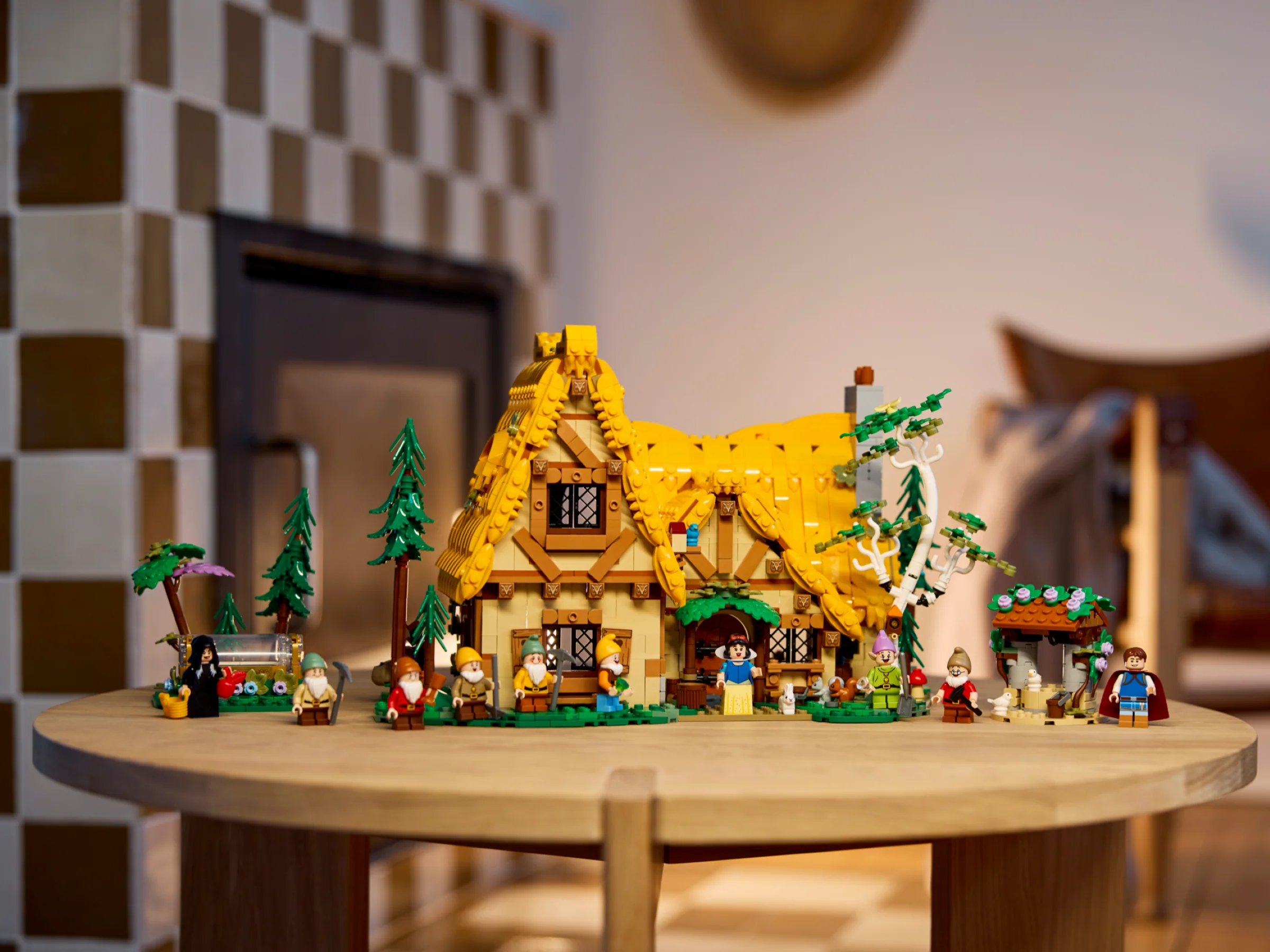 Snow White and the Seven Dwarfs' Cottage - Image 11