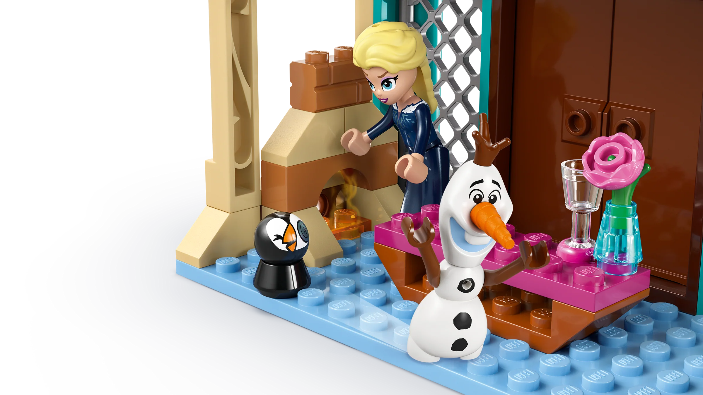 Arendelle Frozen Castle - Image 5