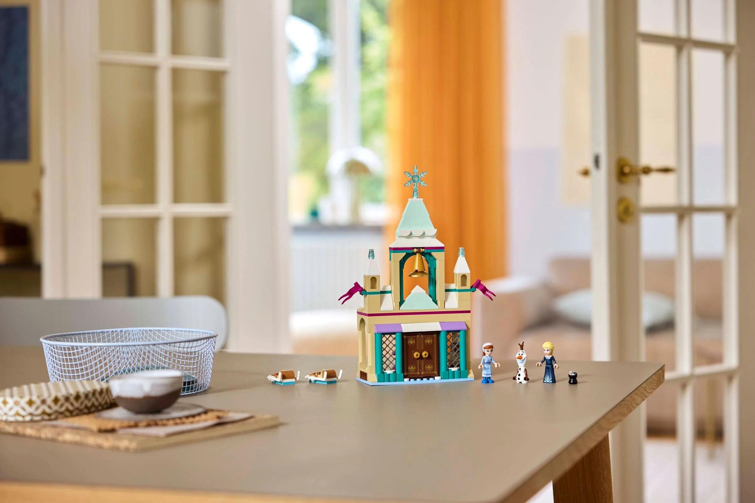 Arendelle Frozen Castle - Image 9