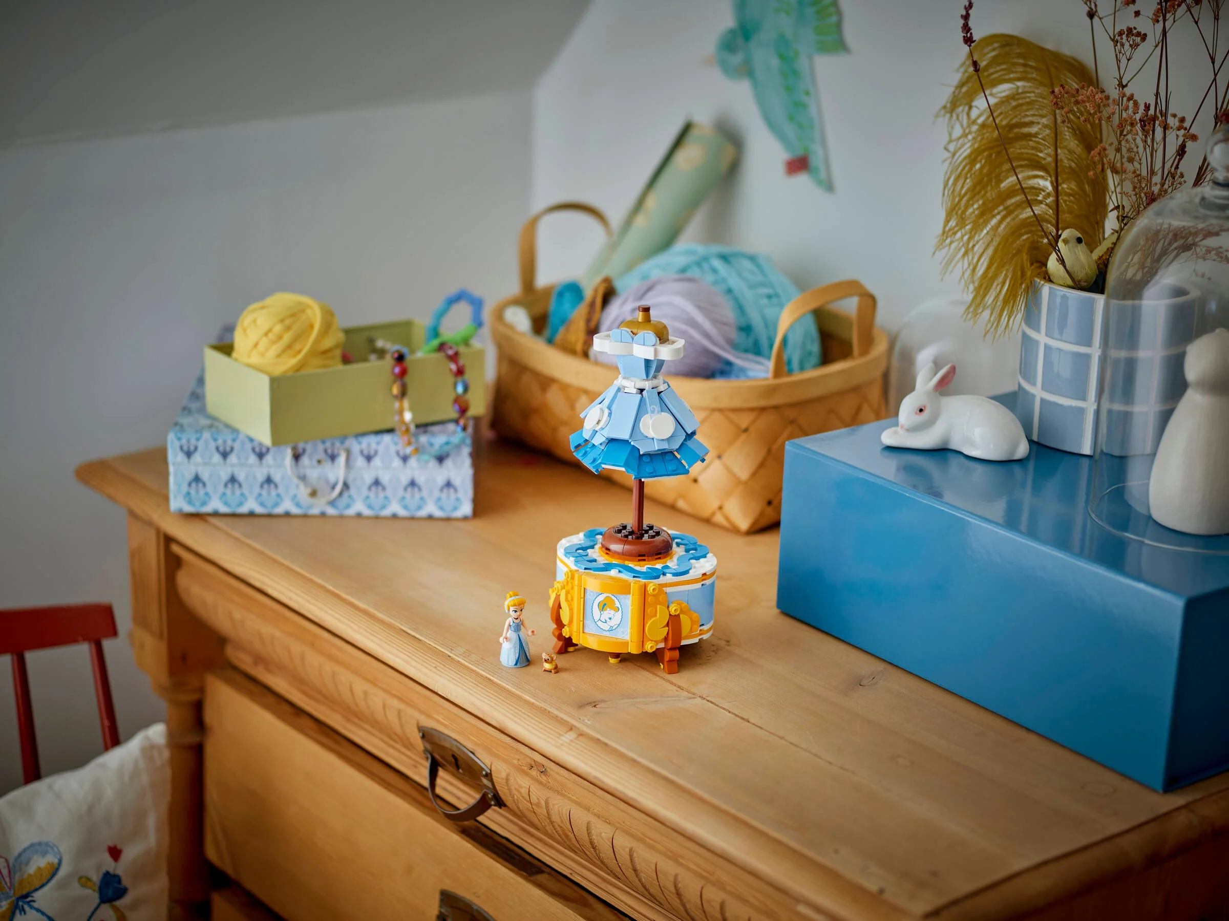 Cinderella's Dress - Image 10