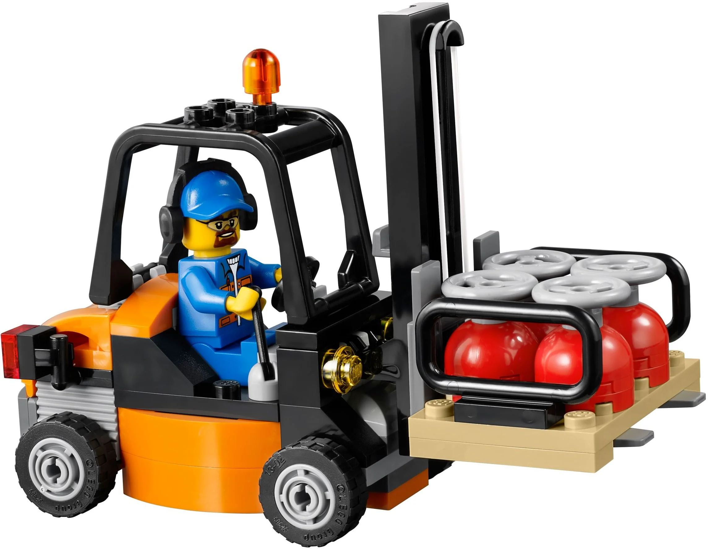 Cargo Truck - Image 5