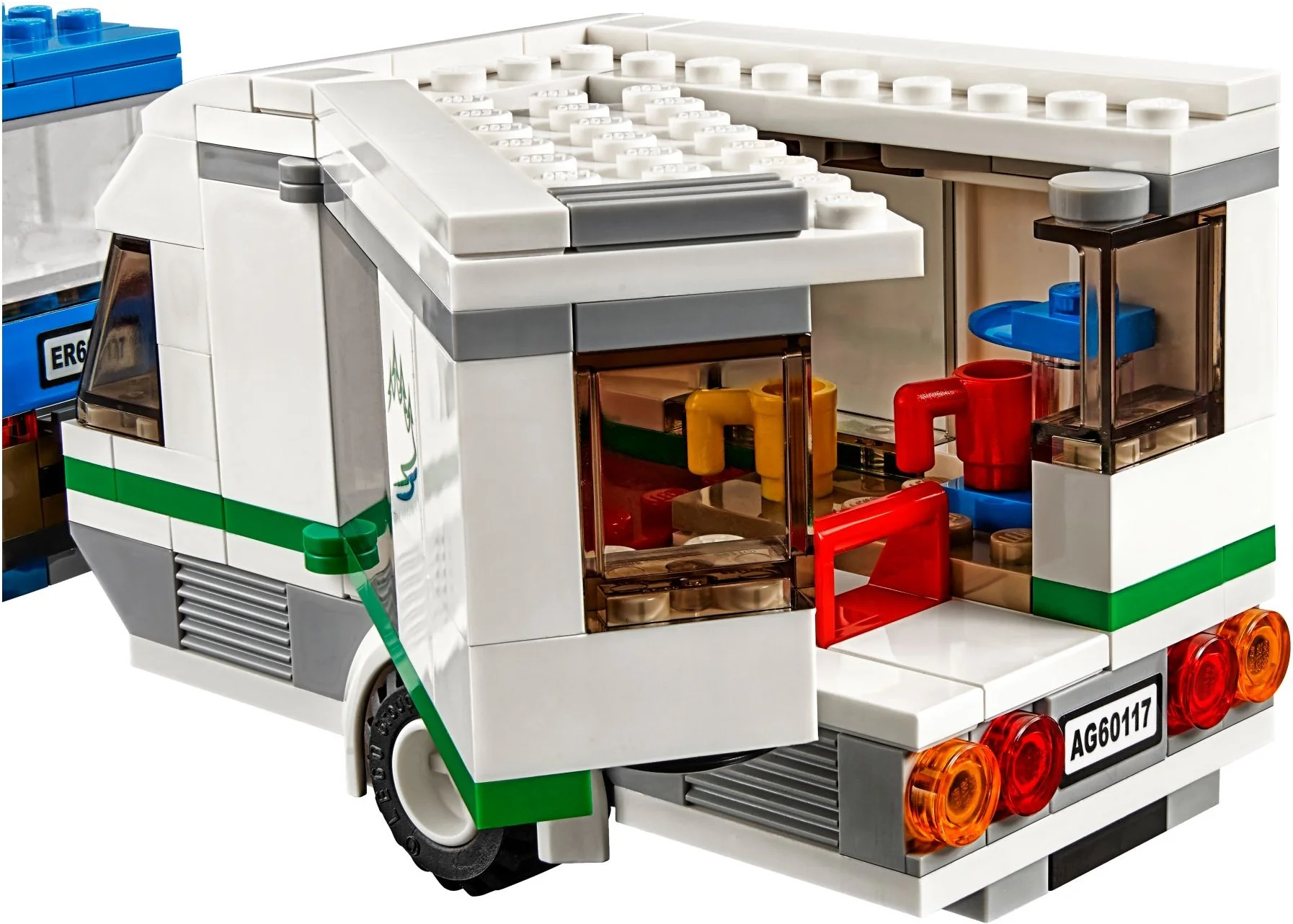 Van & Caravan - Image 8