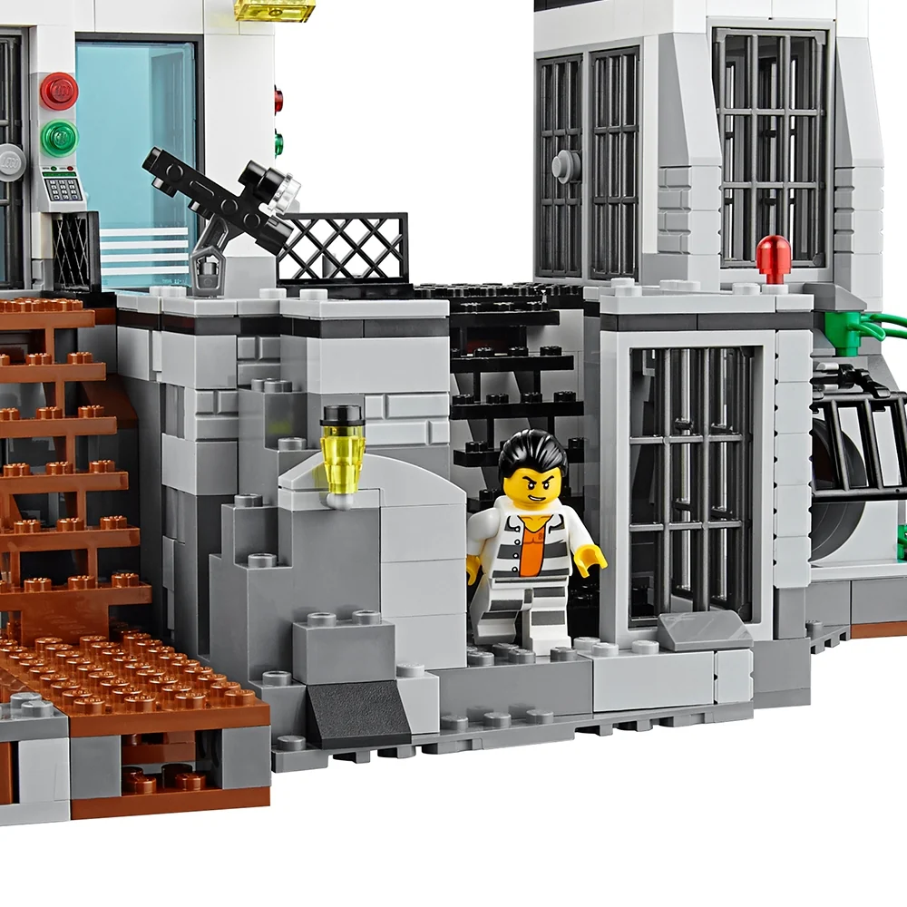 Prison Island - Image 4