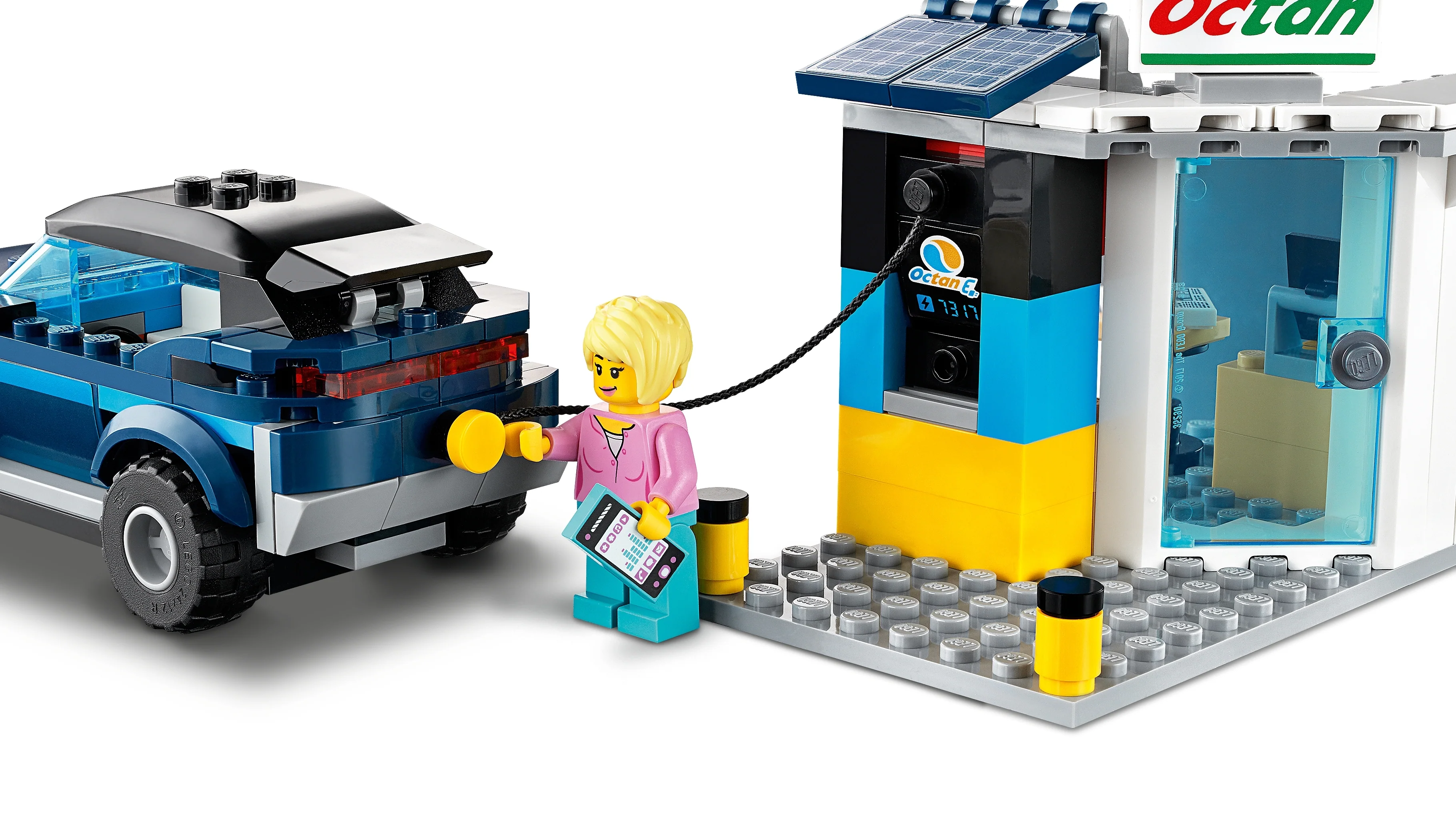 Service Station - Image 7
