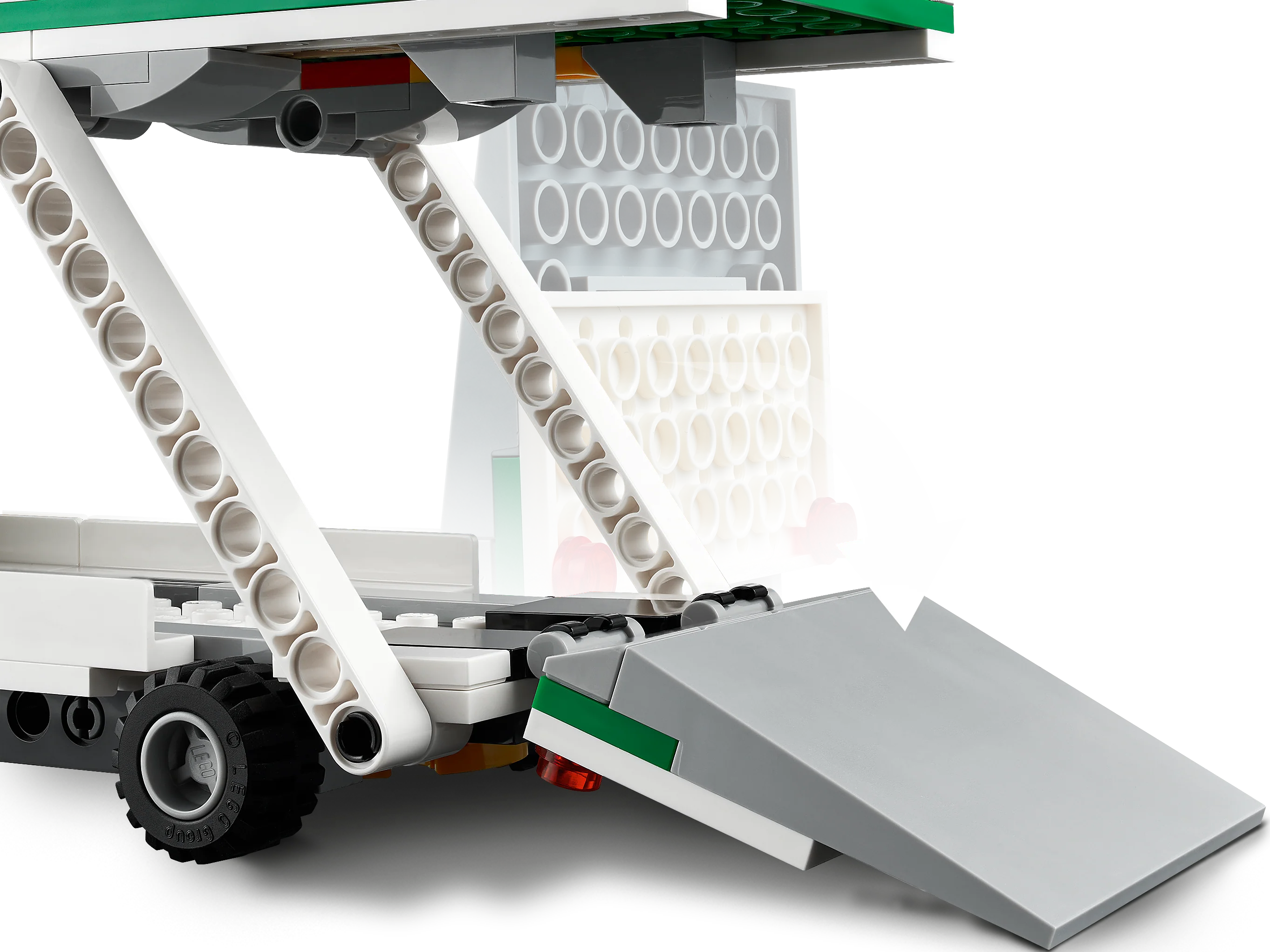 Car Transporter - Image 8