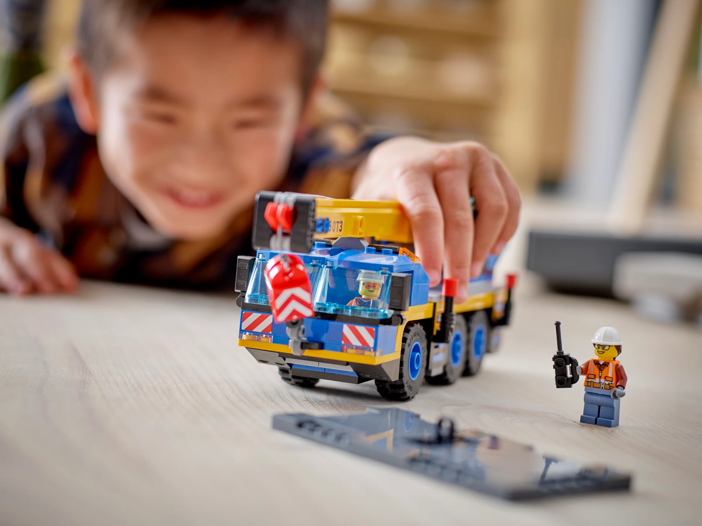 Mobile Crane - Image 7