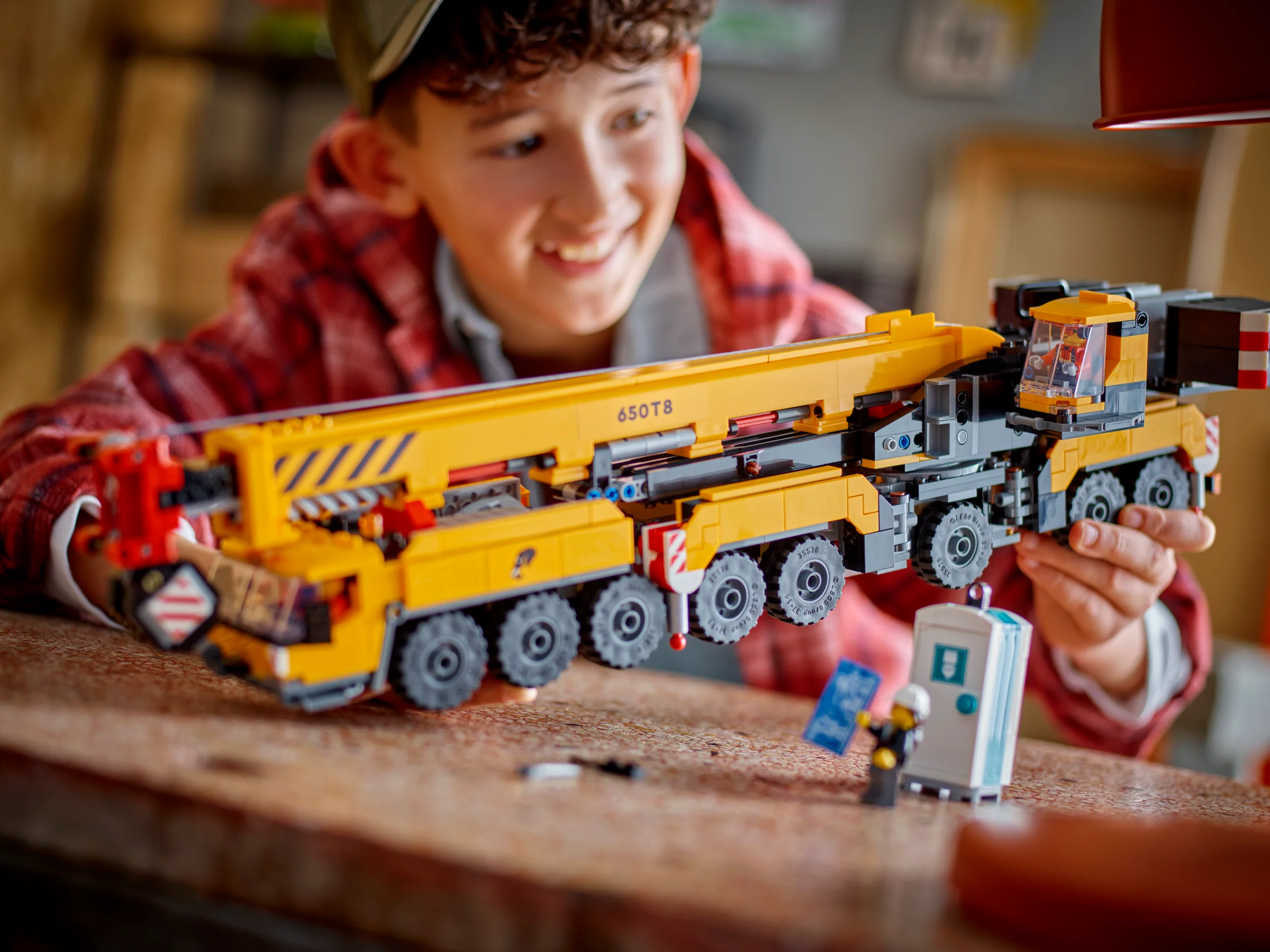 Mobile Construction Crane - Image 9