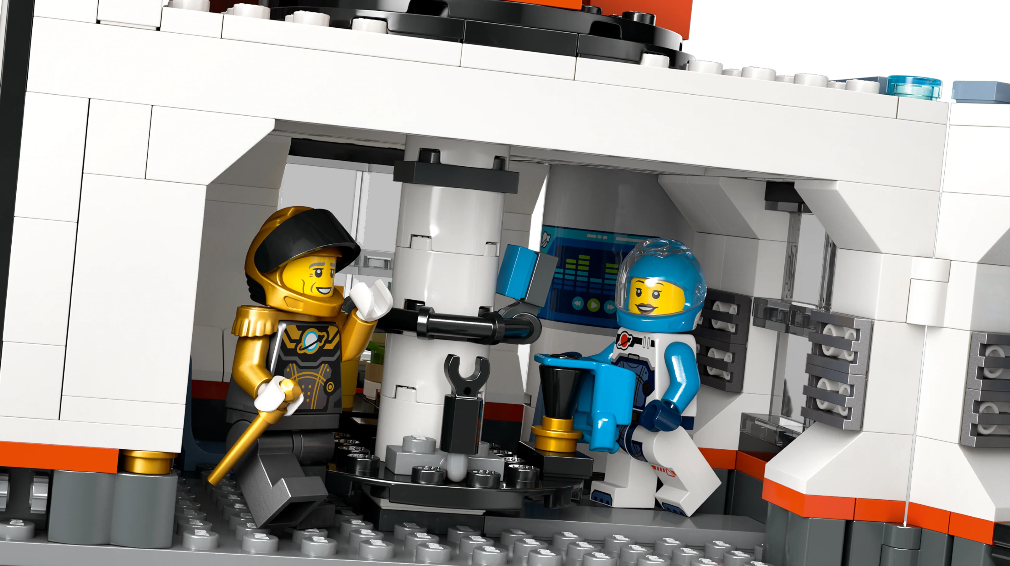 Space Base and Rocket Launchpad - Image 4