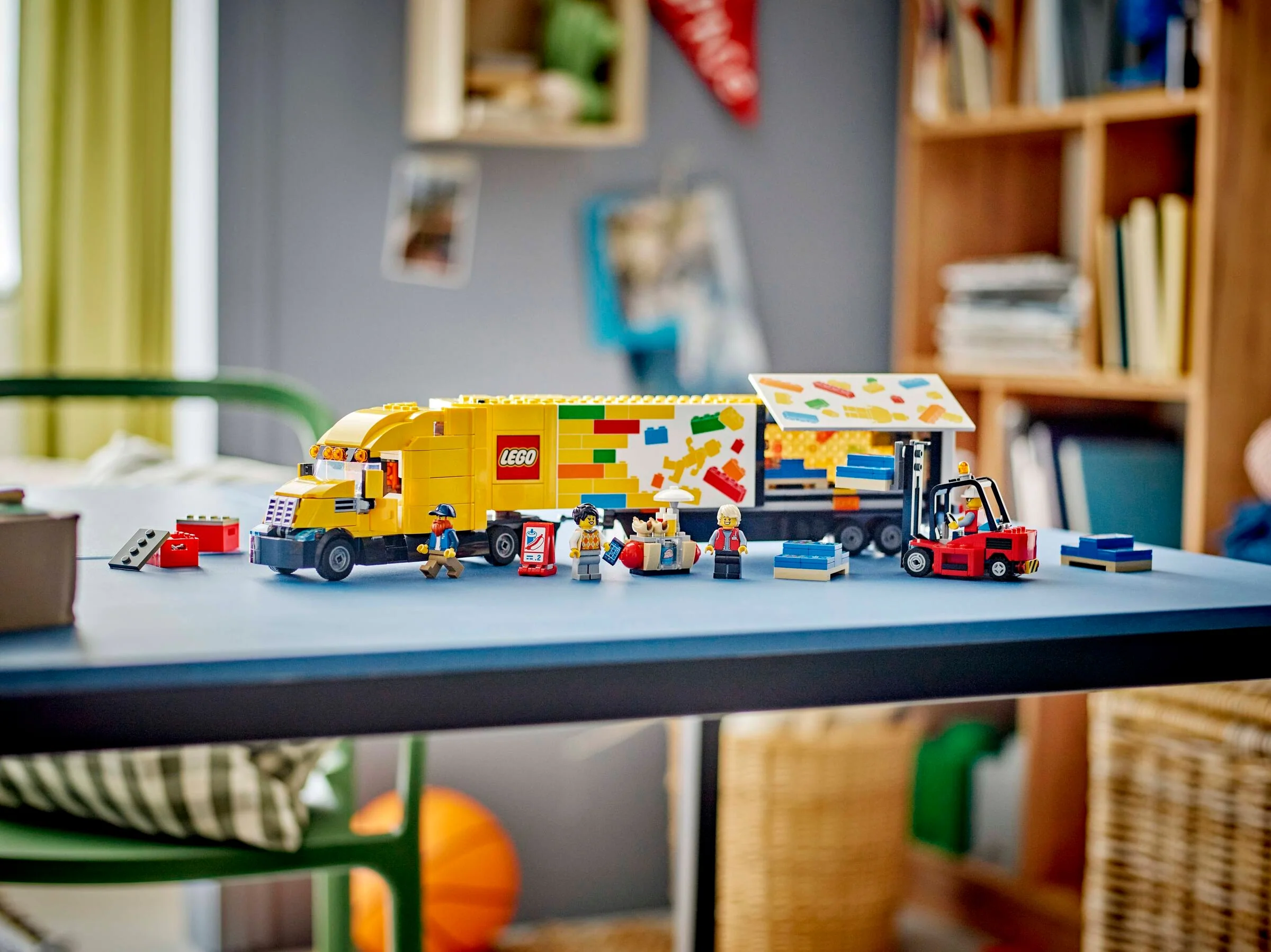 Yellow Delivery Truck - Image 11