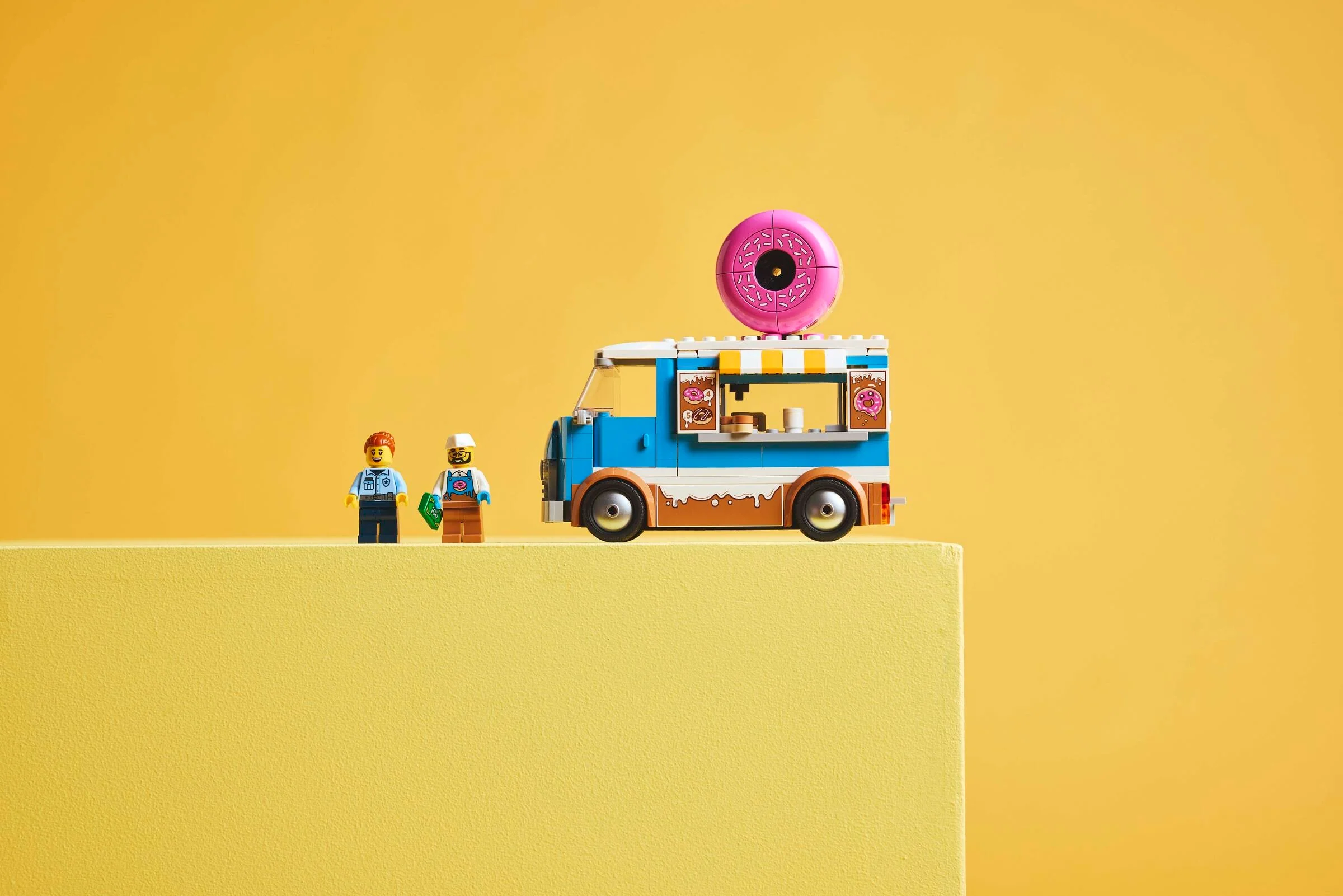 Donut Truck - Image 9
