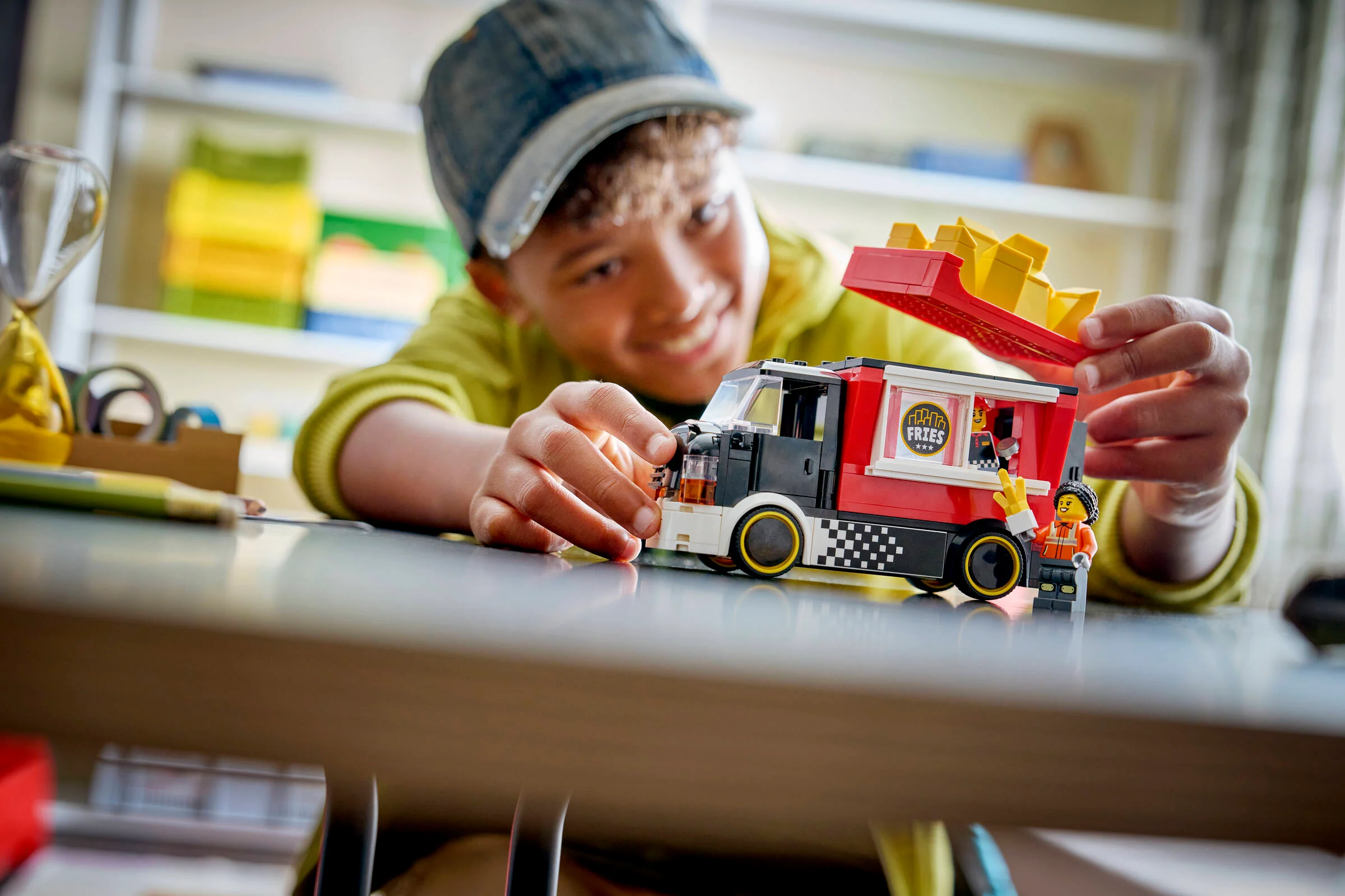 Fries Food Truck - Image 8